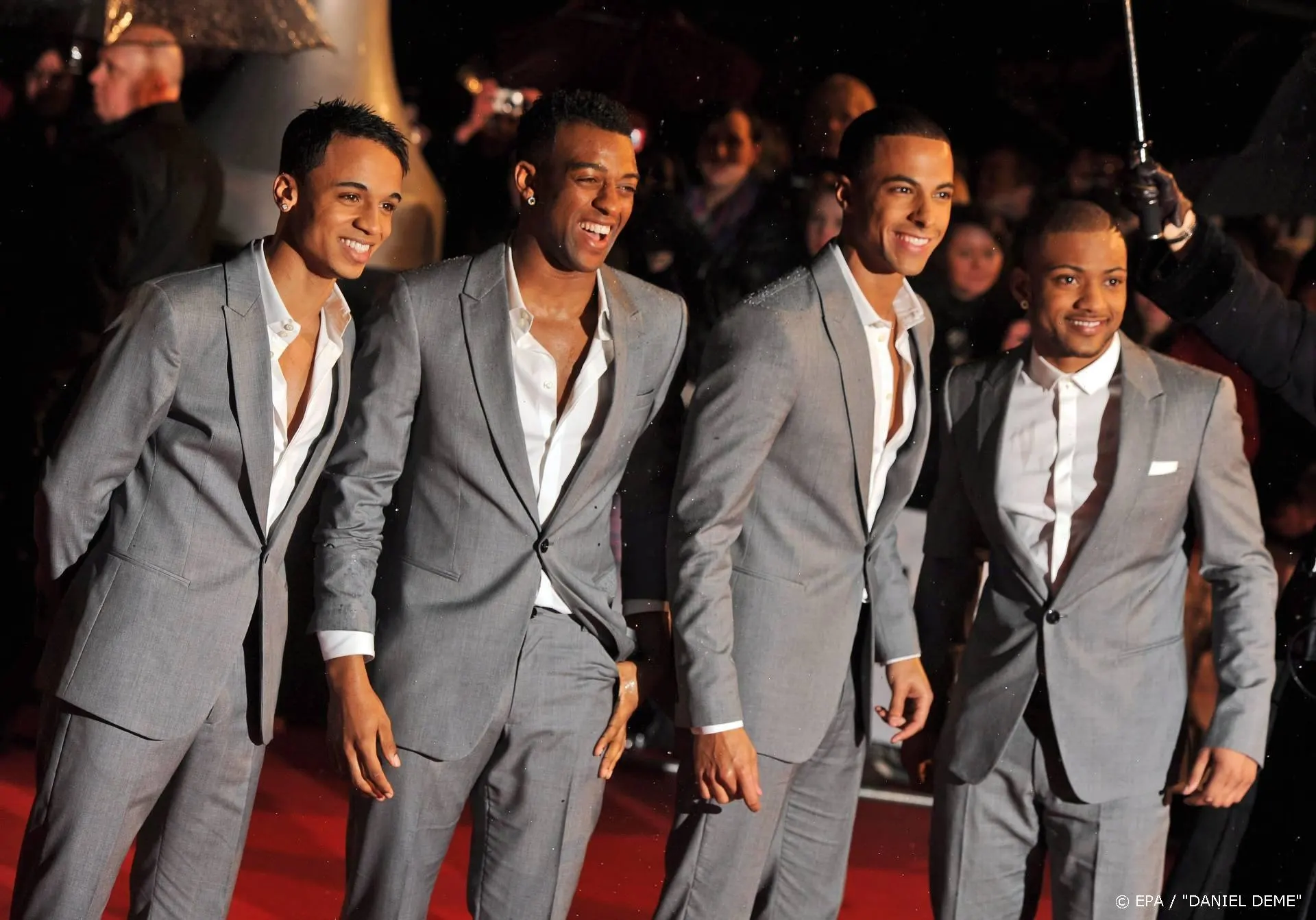 Boyband JLS maakt na zeven jaar comeback
