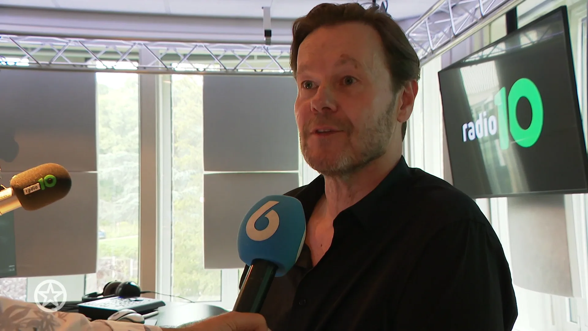 Gaat Gijs Staverman The Tribute - Battle of the Bands presenteren?