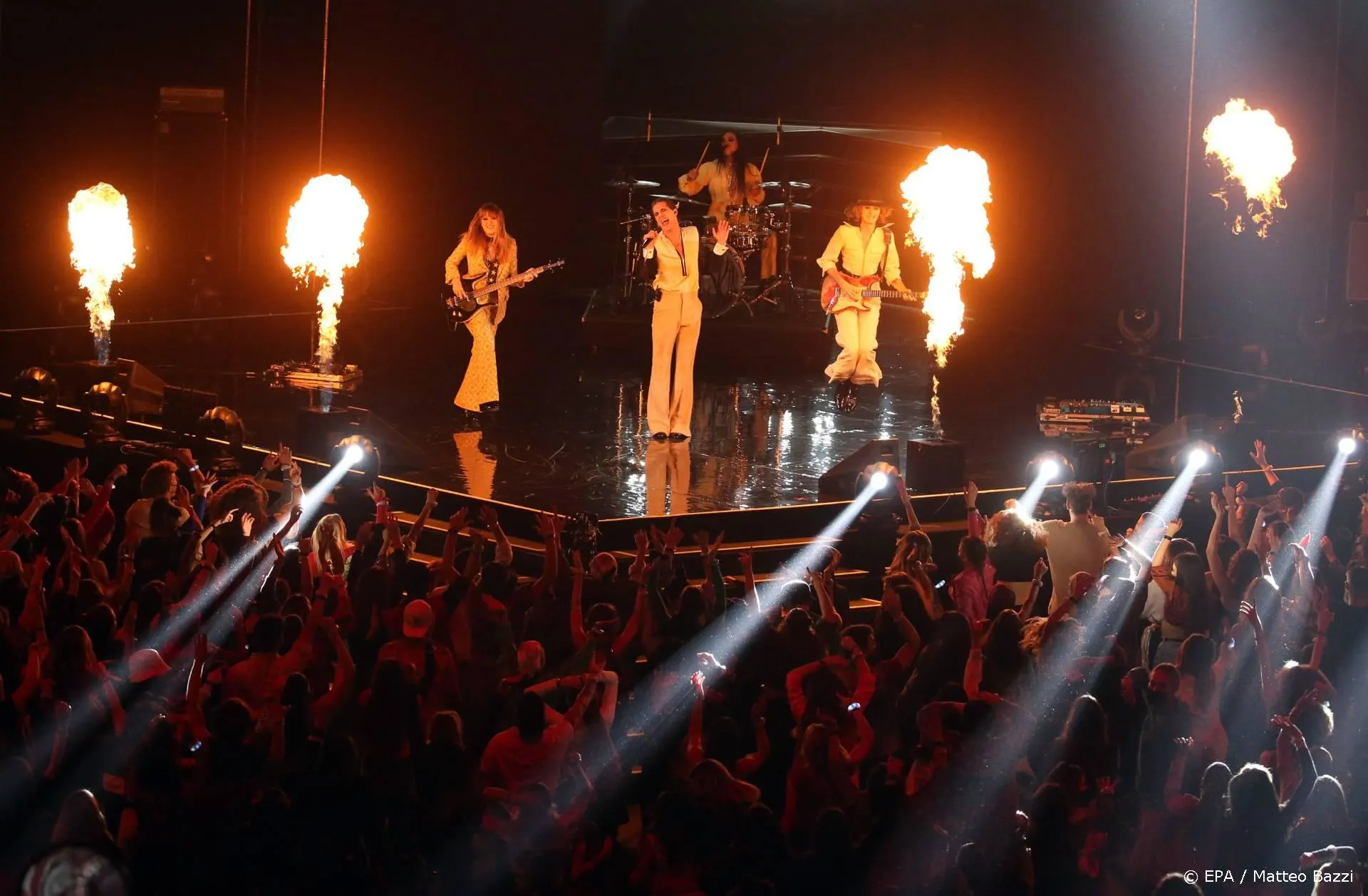 Måneskin stelt Europese tour uit wegens corona