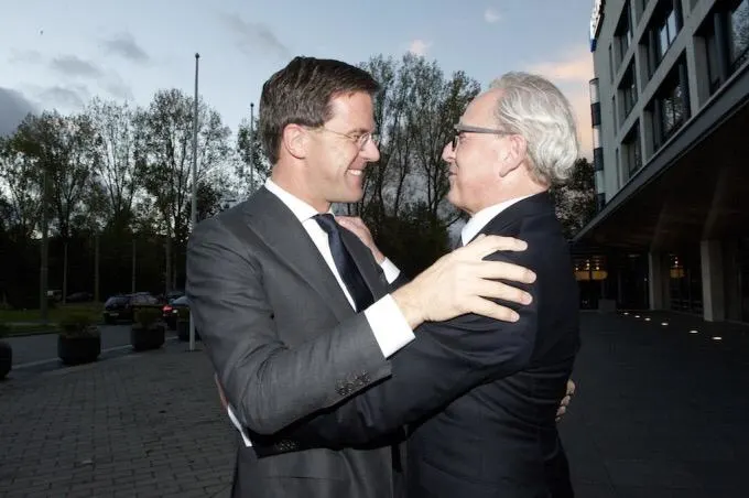 PR-strateeg: heel team werkt achter de schermen aan imago Oranjes