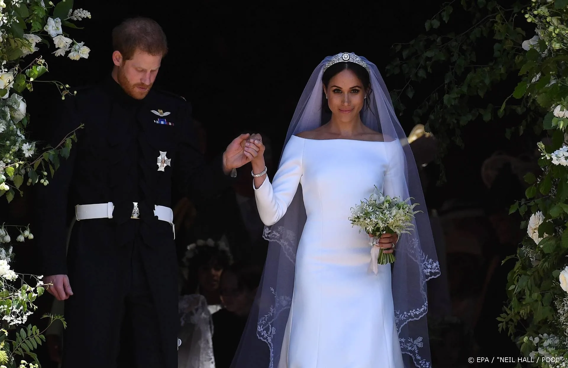 Troian Bellisario bloednerveus voor bruiloft Harry en Meghan