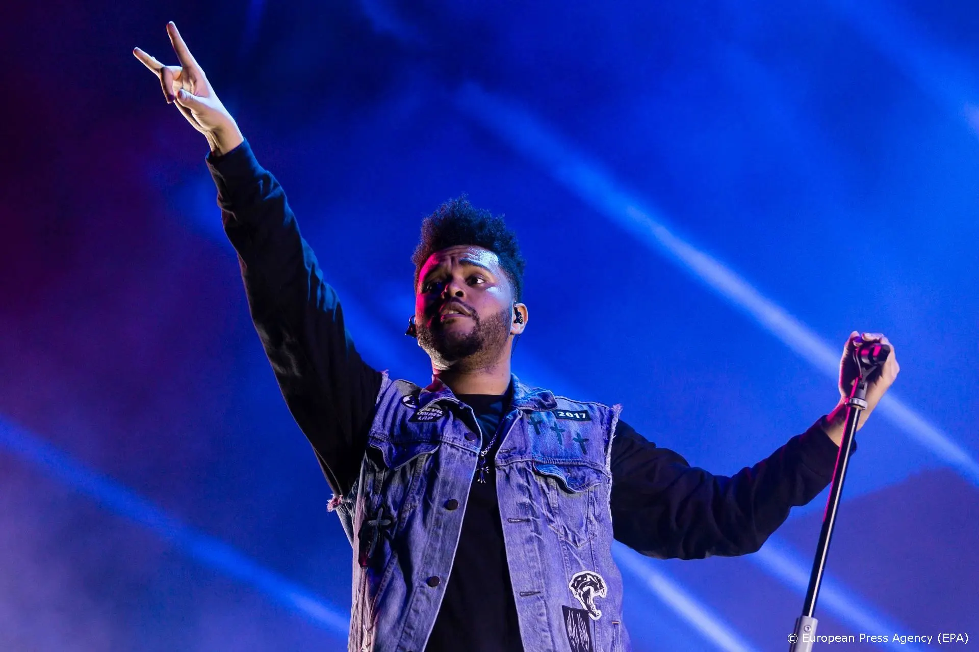 The Weeknd komt met nieuw album vol grootste hits