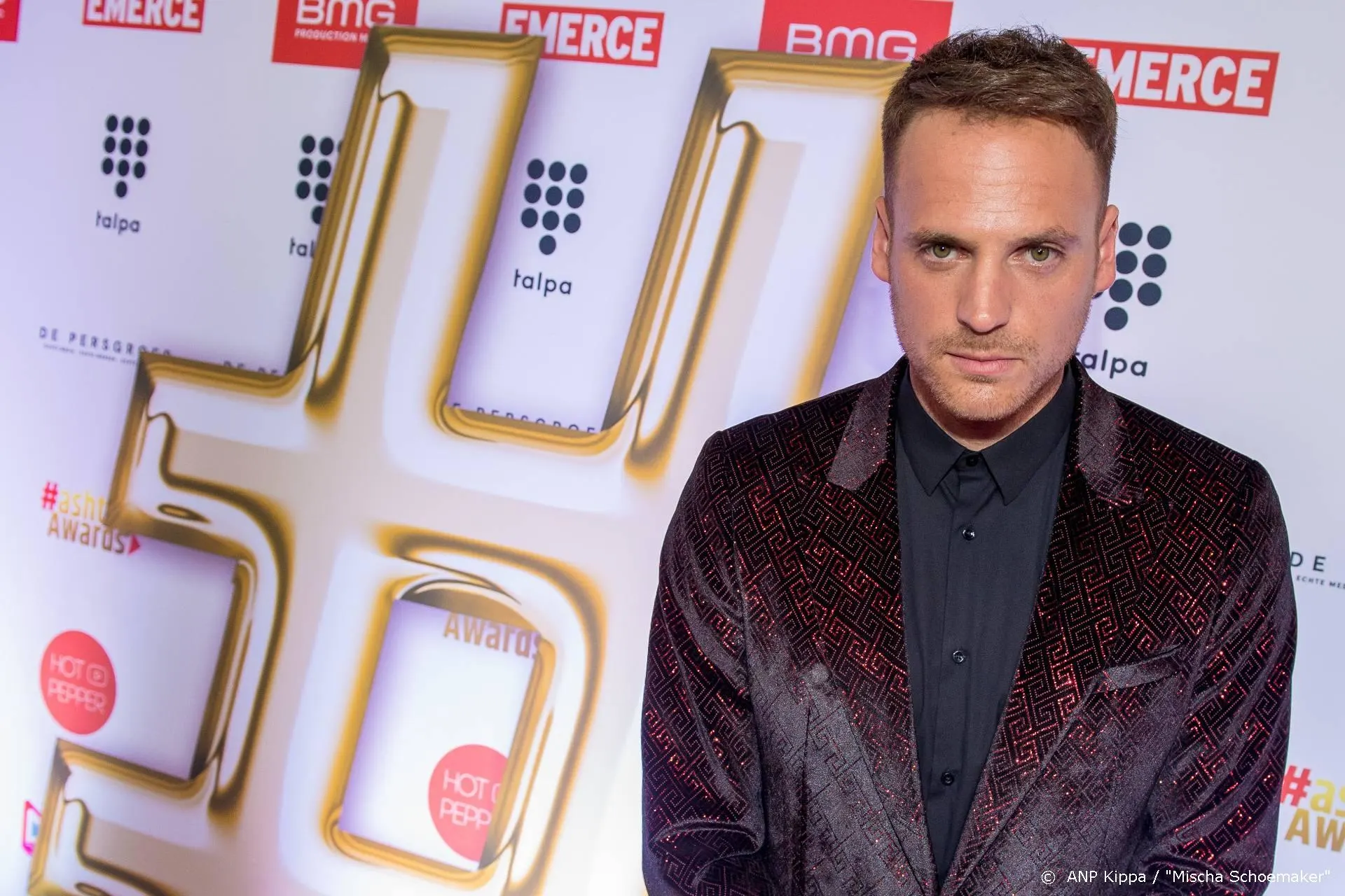 StukTV lanceert show voor thuisblijvers