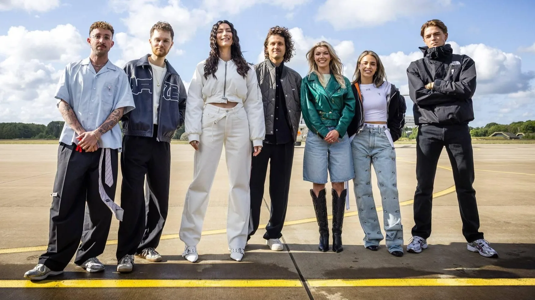 Deze artiesten gaan per helikopter naar bevrijdingsfestivals