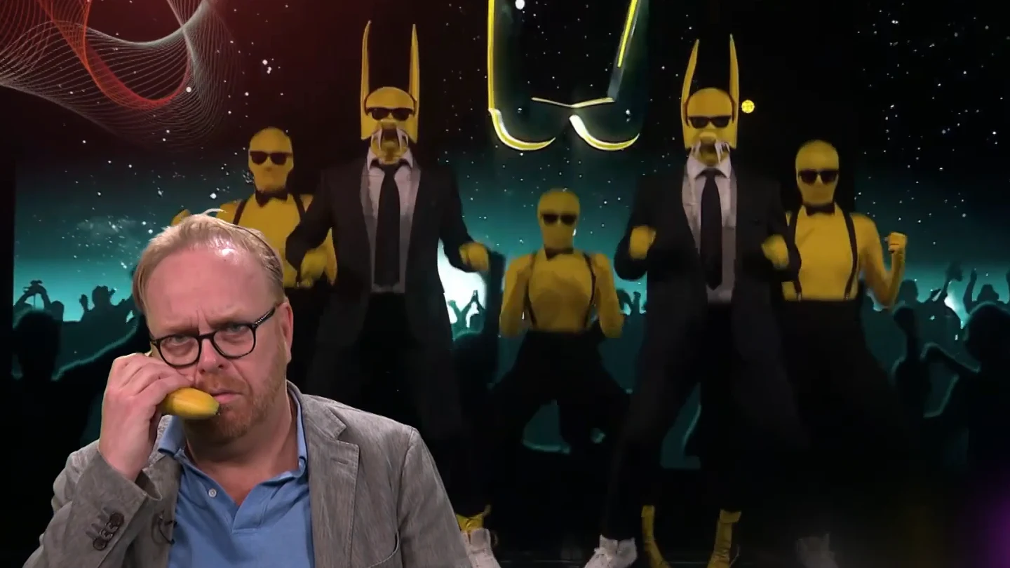 Welke bekende zanger zit in het wolvenpak van Noorwegen?