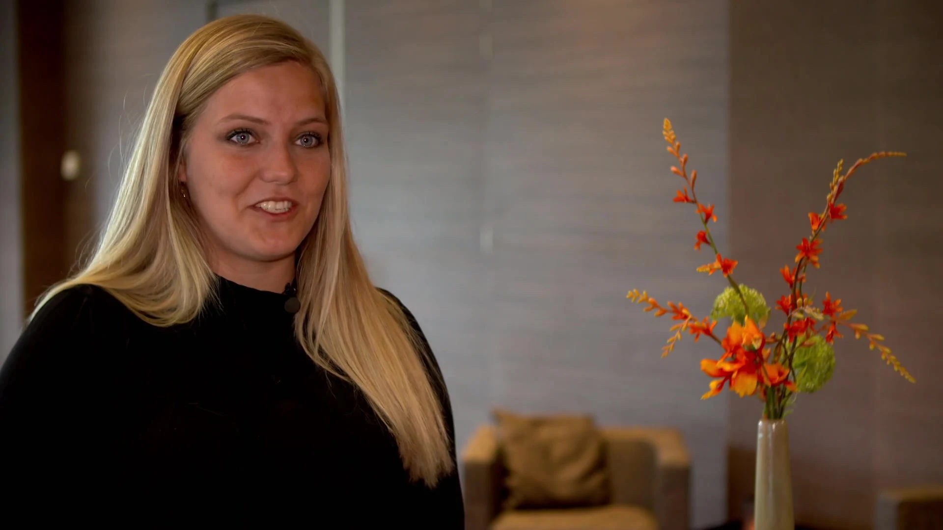 Prins Charles moet flink dokken voor outfits Meghan