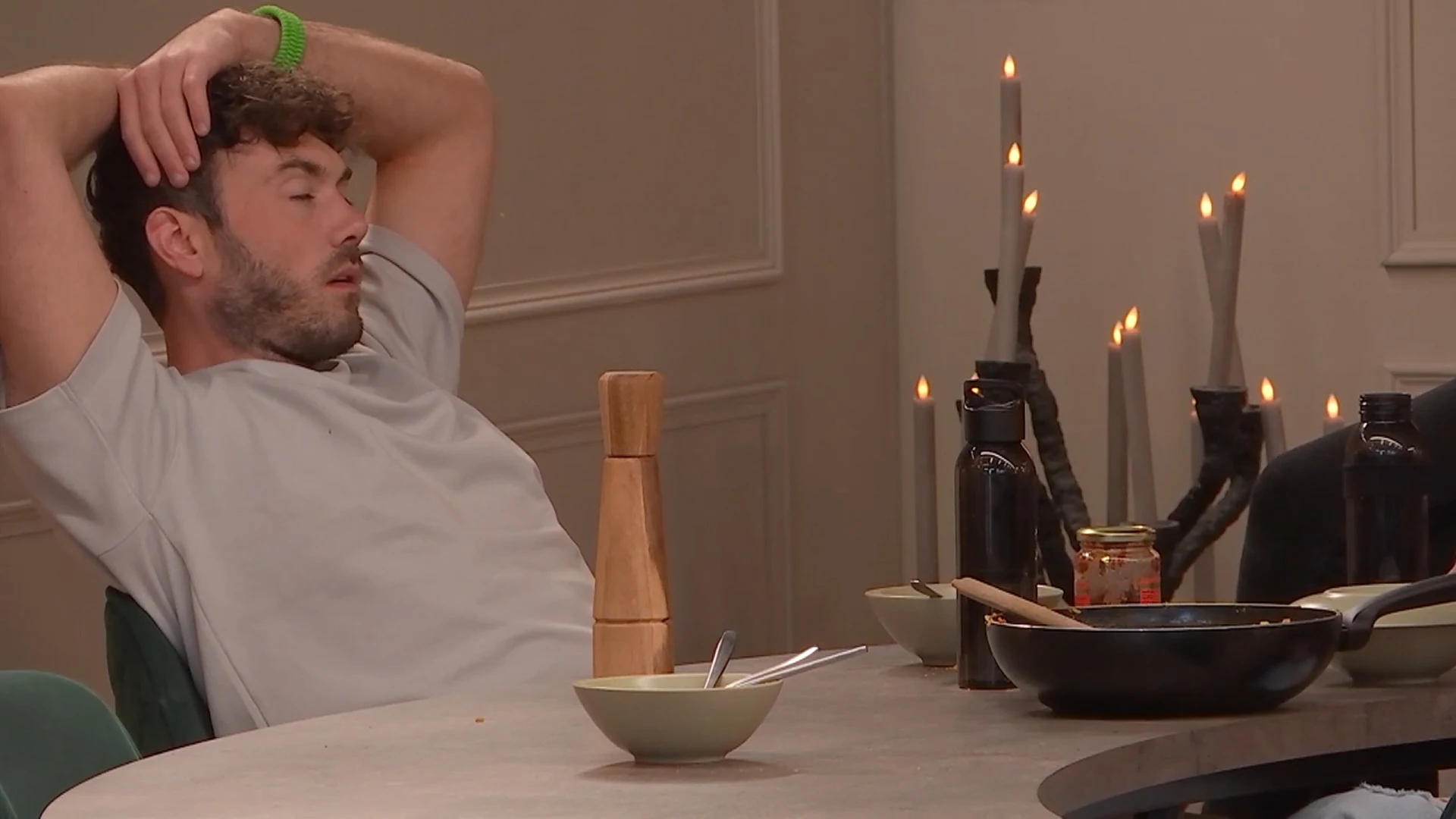 Jelle wordt helemaal krankjorum van Roma