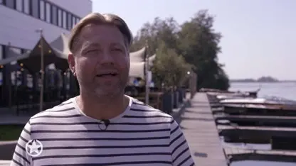 Dit is 'Techno Tedje' uit De Wereld Rond Met 80-jarigen