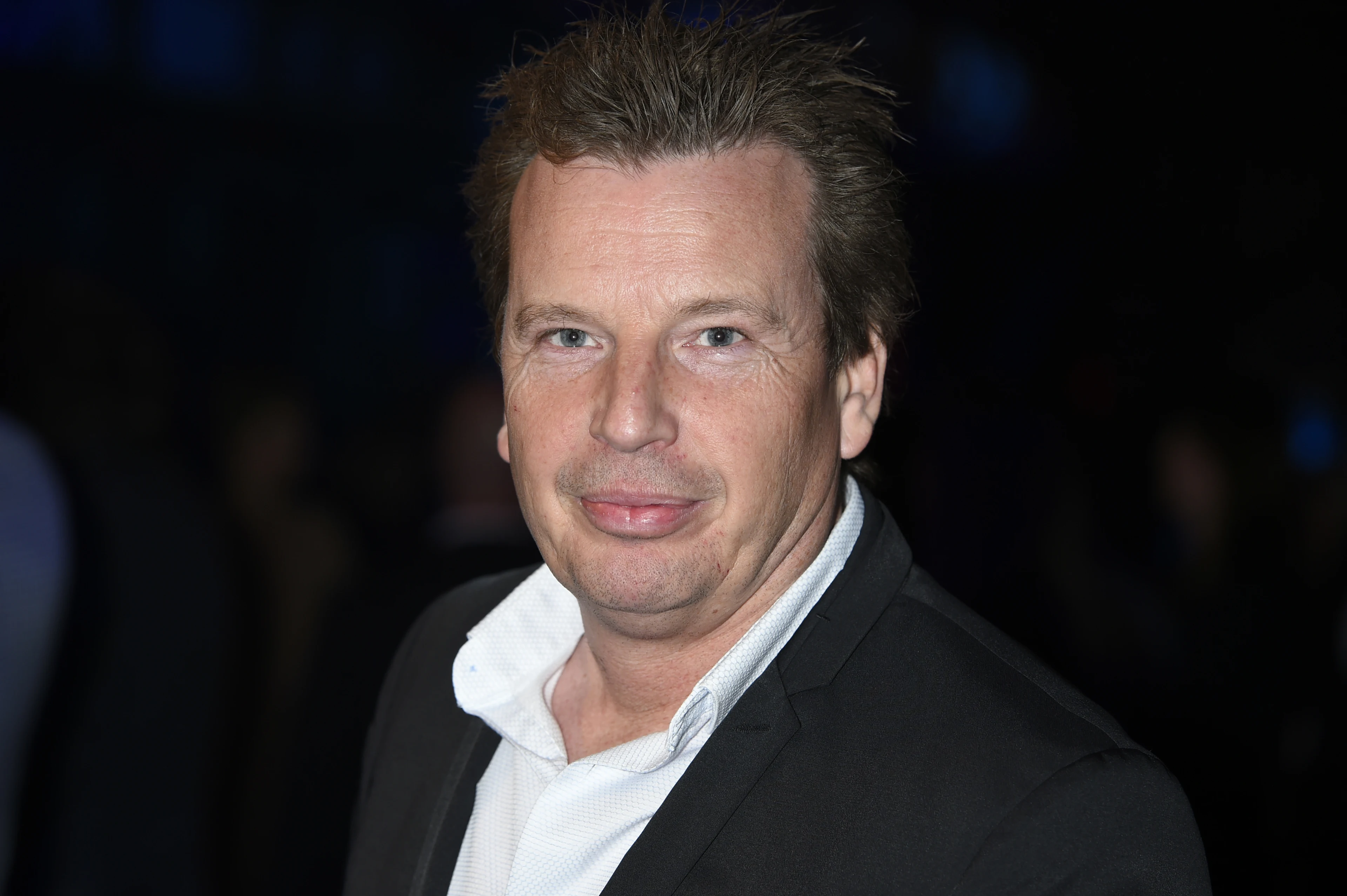 Oud-manager zangeres Anouk verdacht in Haagse corruptiezaak