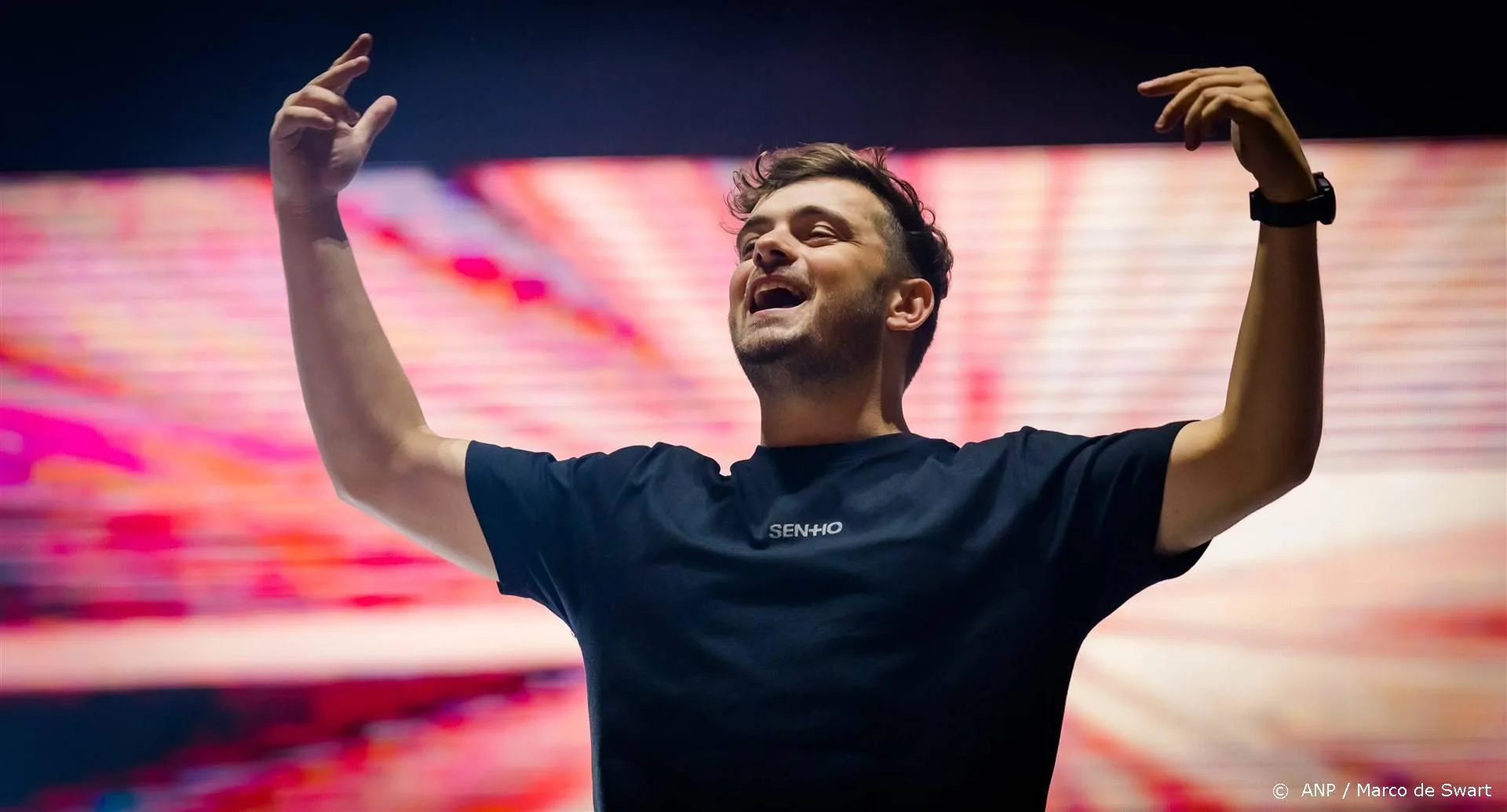 Martin Garrix wordt compleet uitgejoeld