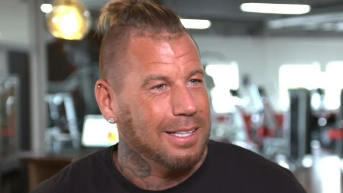 TRANSFORMATIE: Zo ziet Rolf Tangel er nu uit!