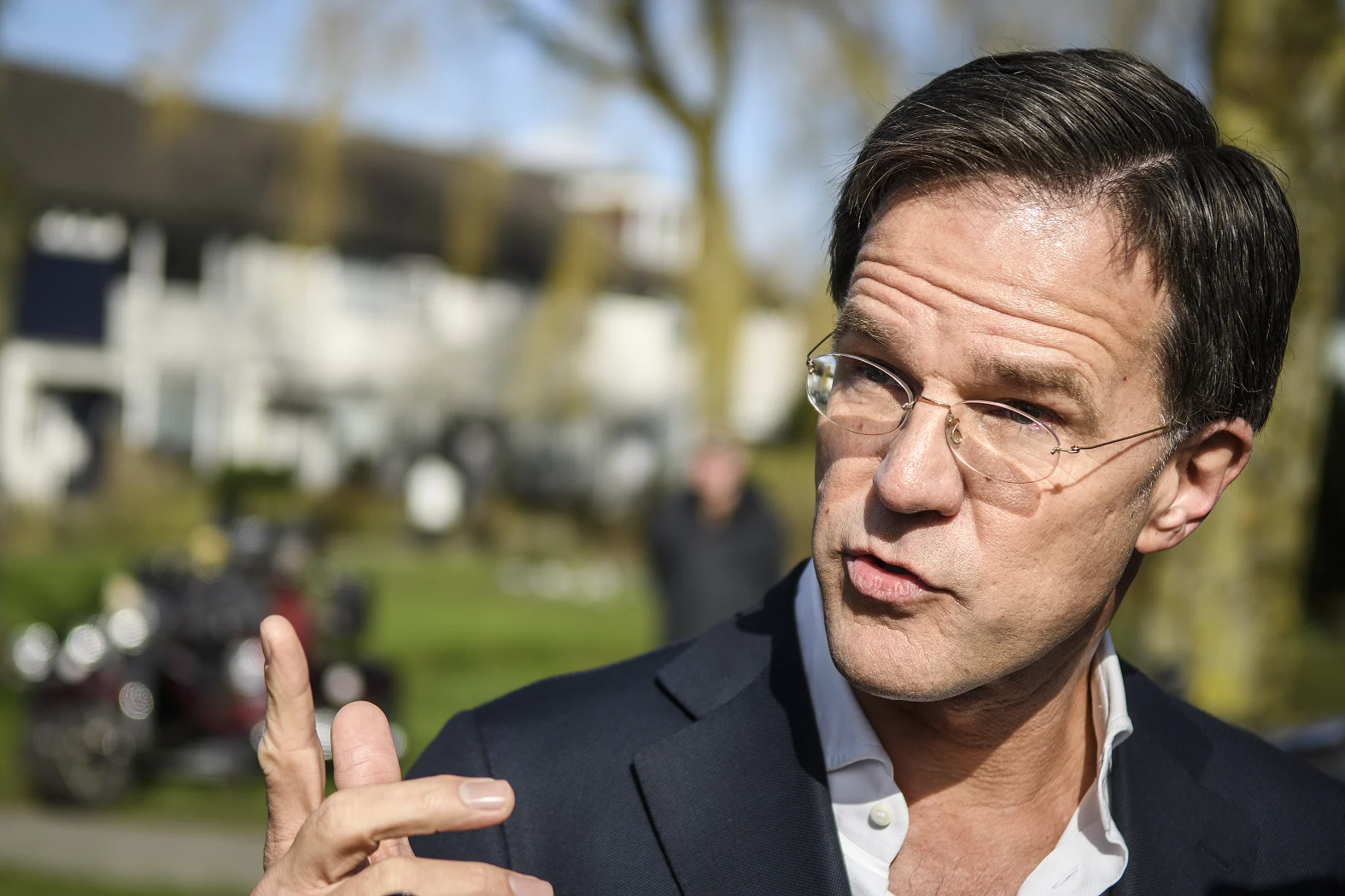 Kijkers woest op Mark Rutte na 'schandalige, pijnlijke blunder'