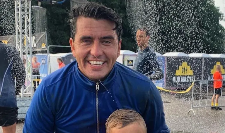 Jan Smit de modder in met zoon Senn