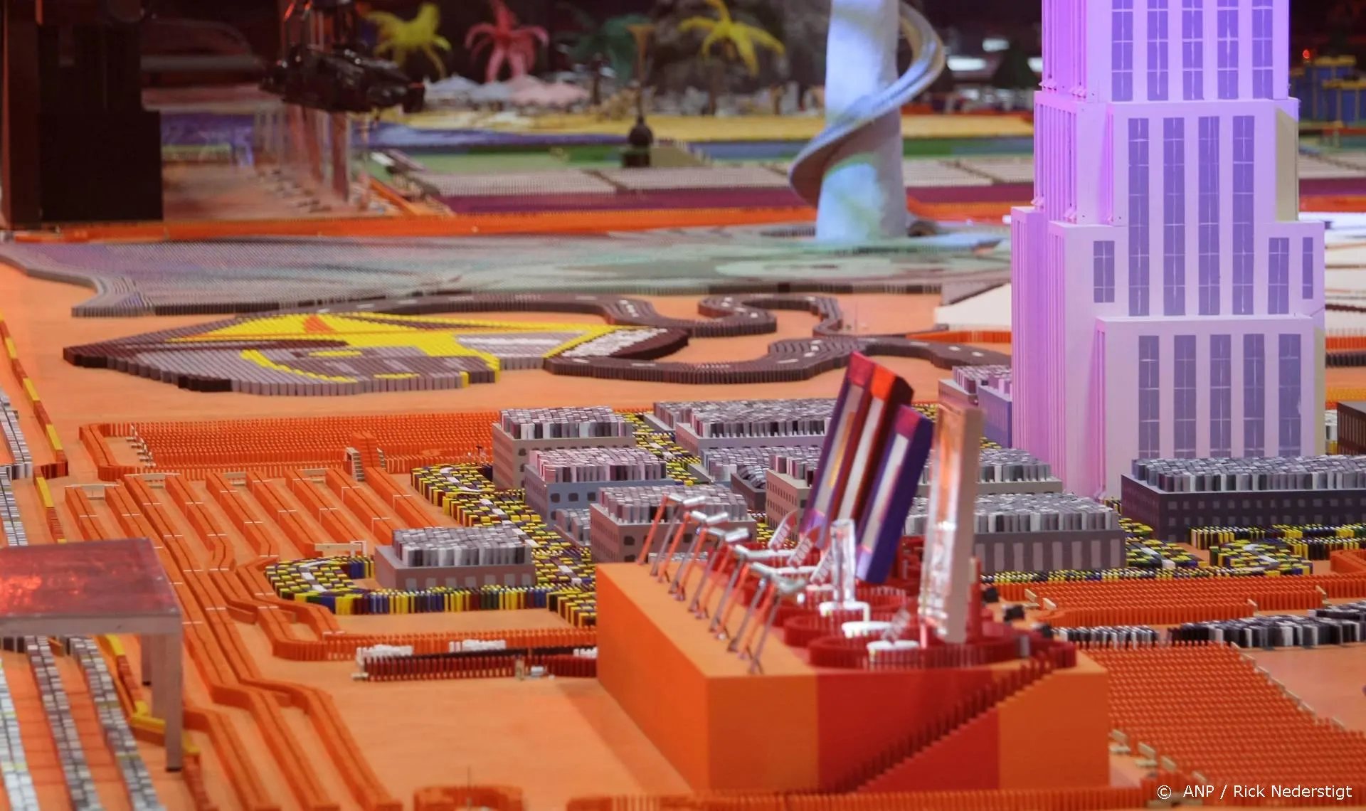 Ook John de Mol had nieuw domino-idee