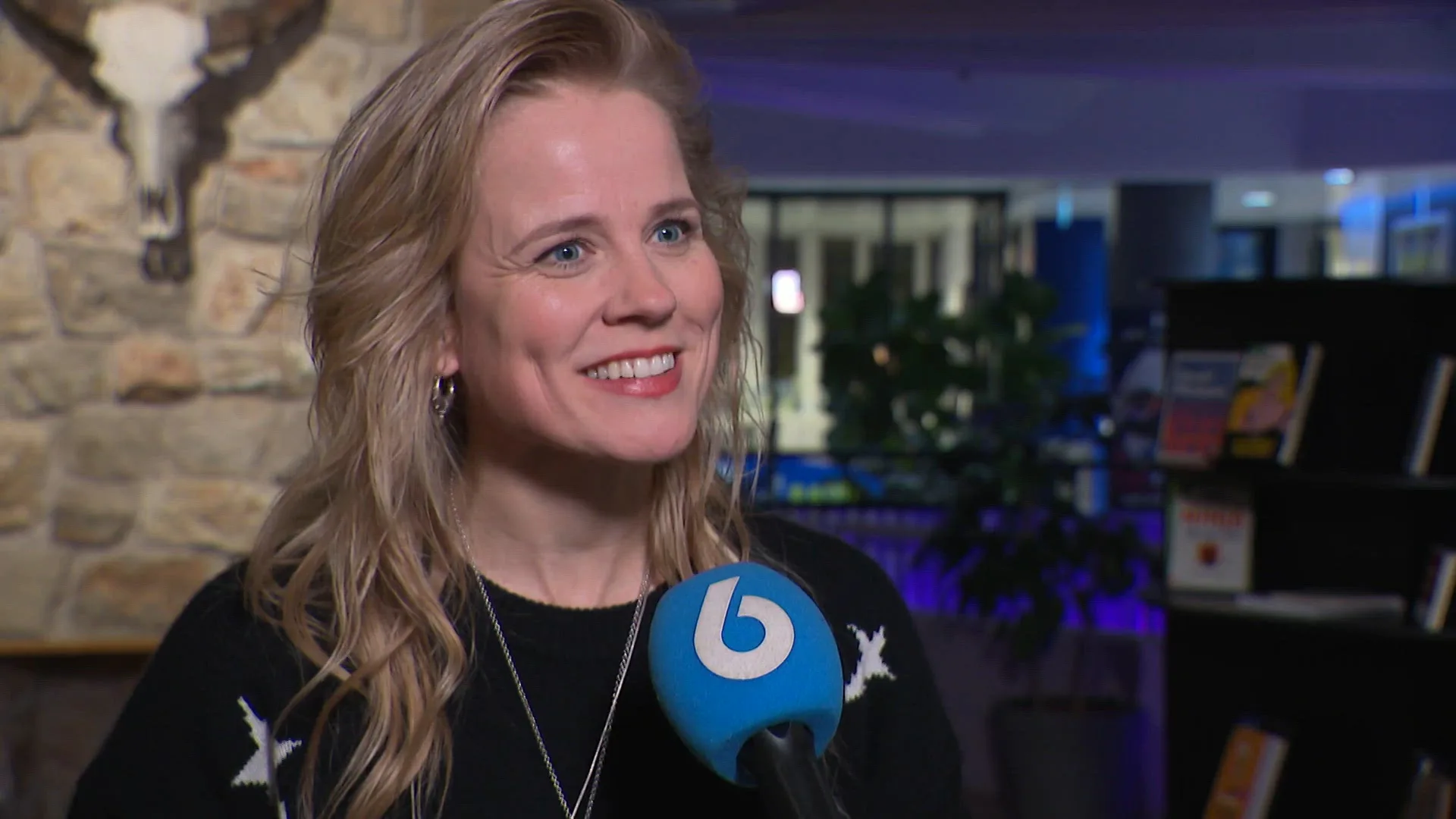 Ilse DeLange over titelsong voor Tegendraads