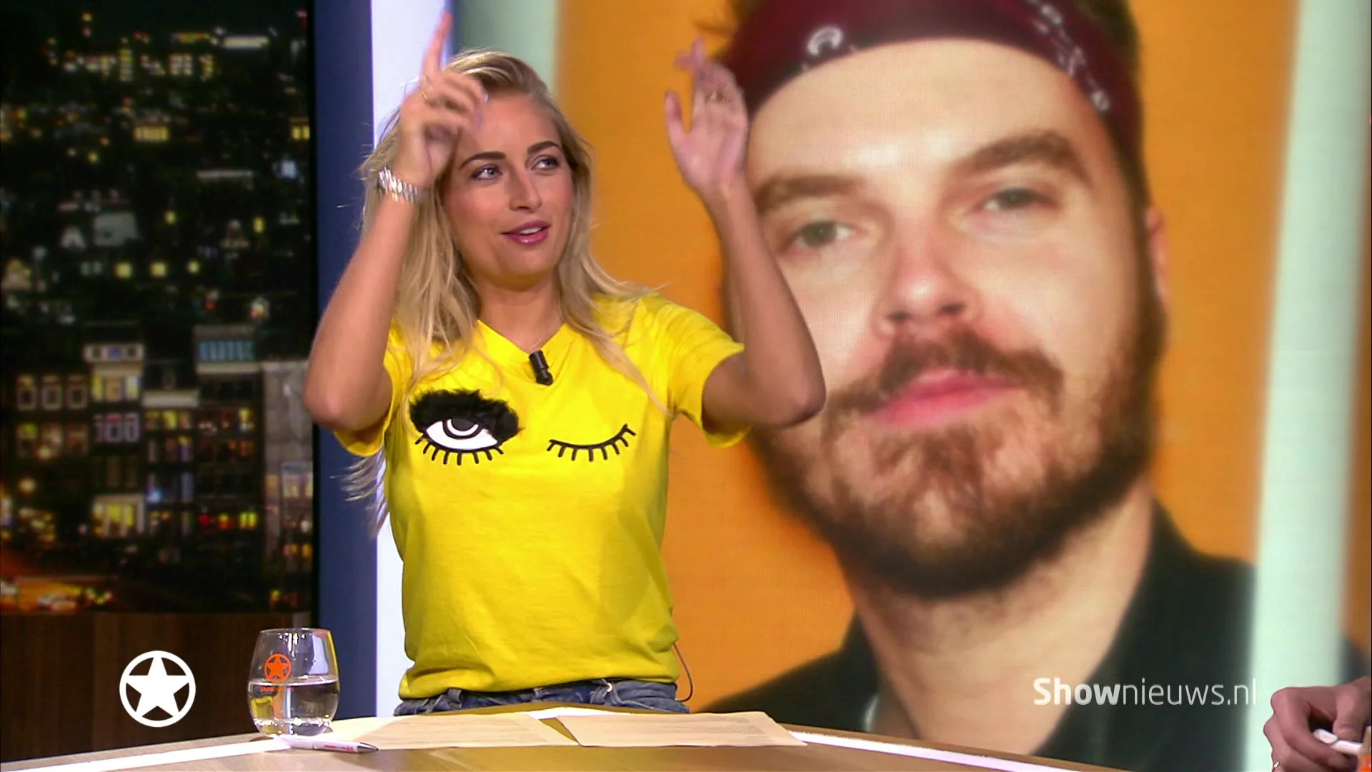 Wulf stijgt tot grote hoogte