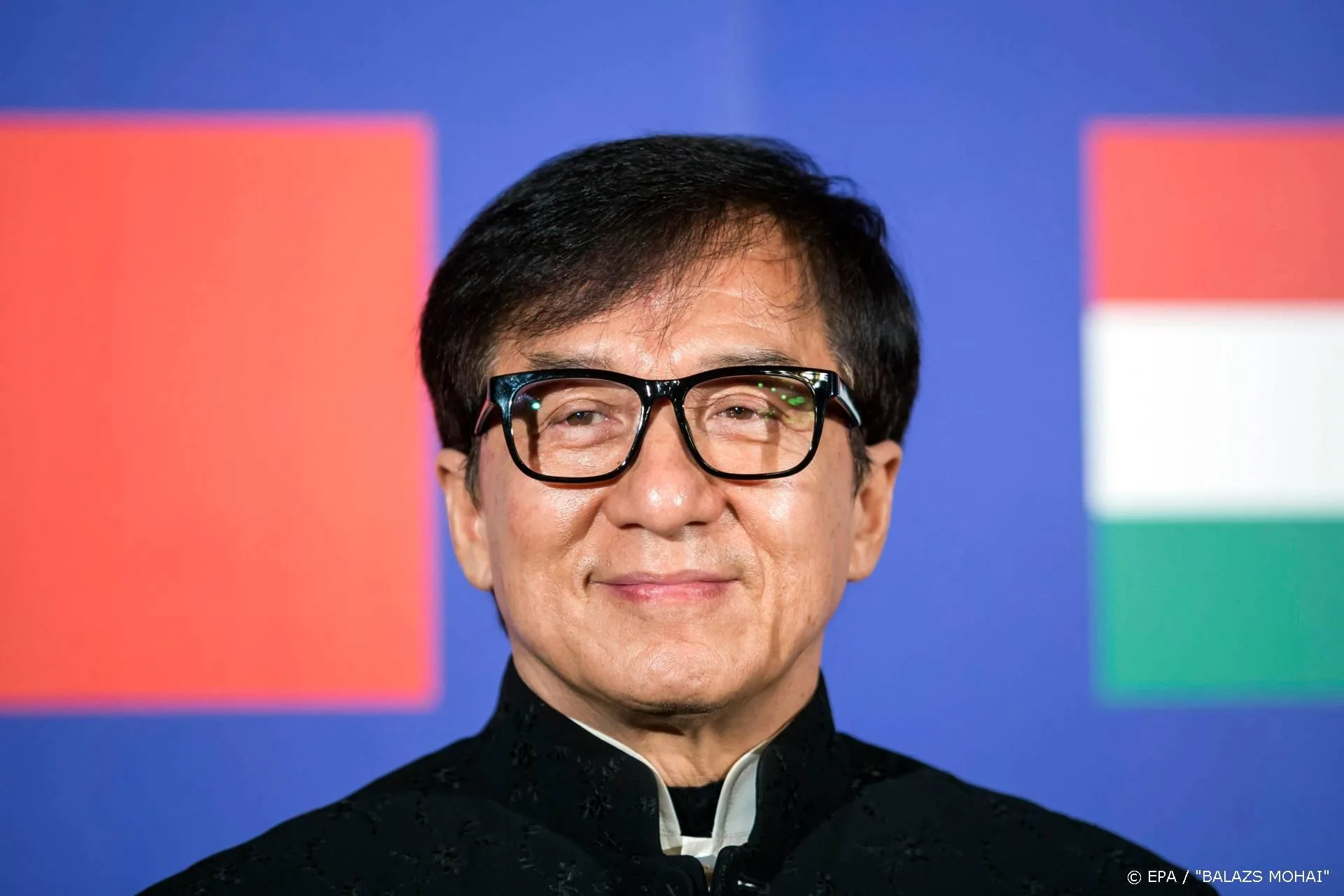 Jackie Chan stelt fans gerust na coronageruchten