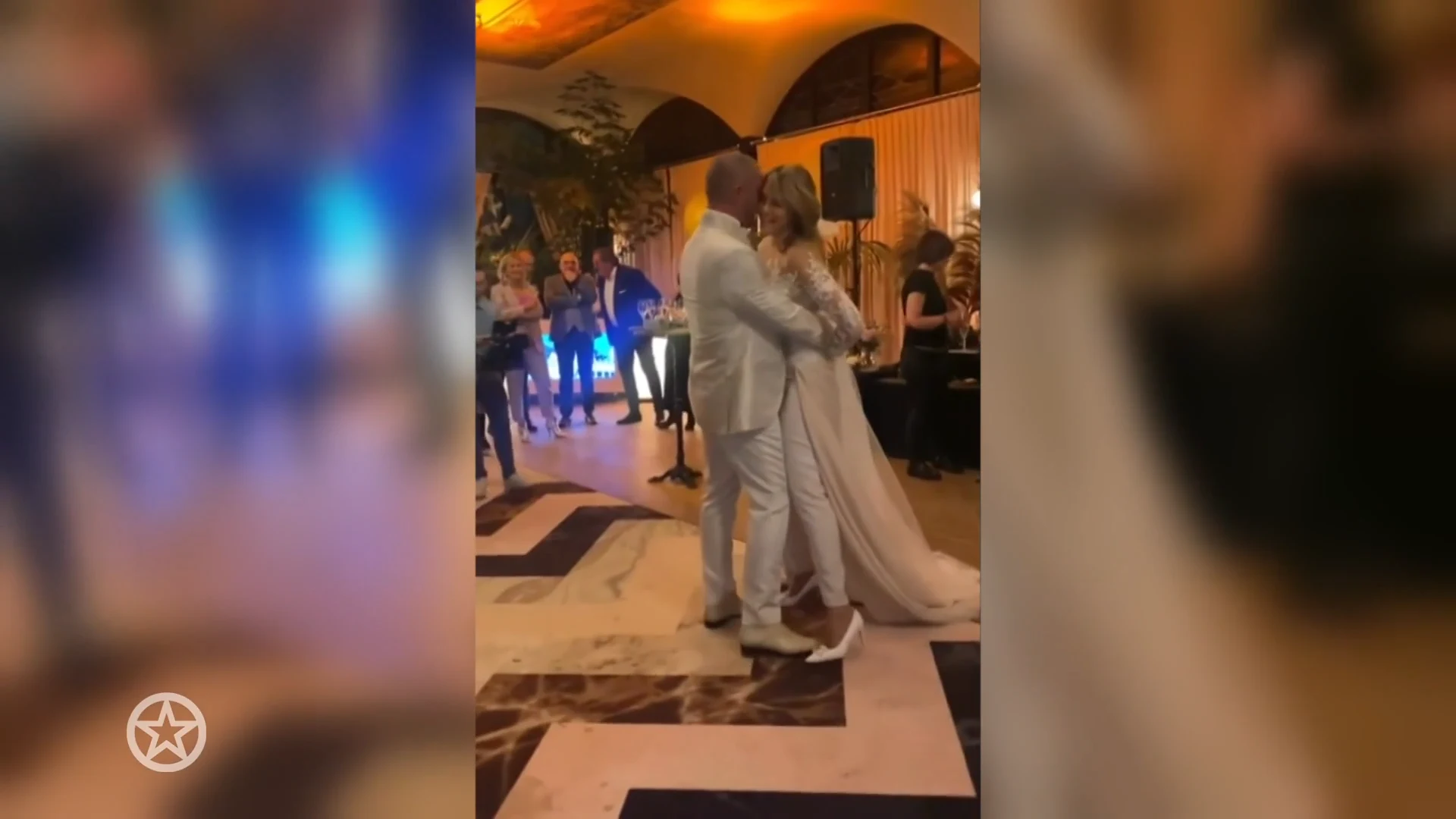 ZIEN: De bruiloft van John de Wolf