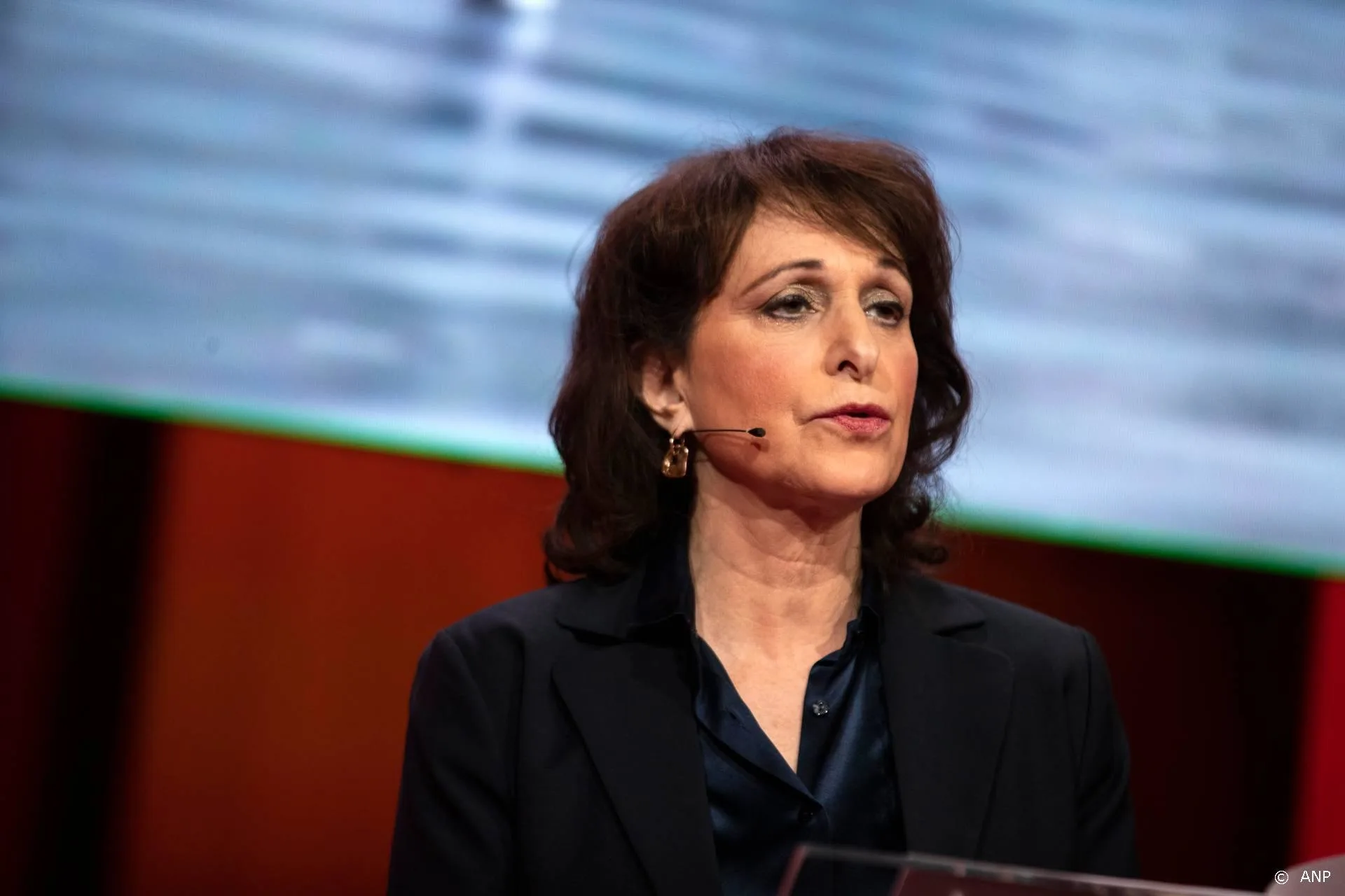 'Coronacrisis maakt belangrijke rol NPO extra duidelijk'