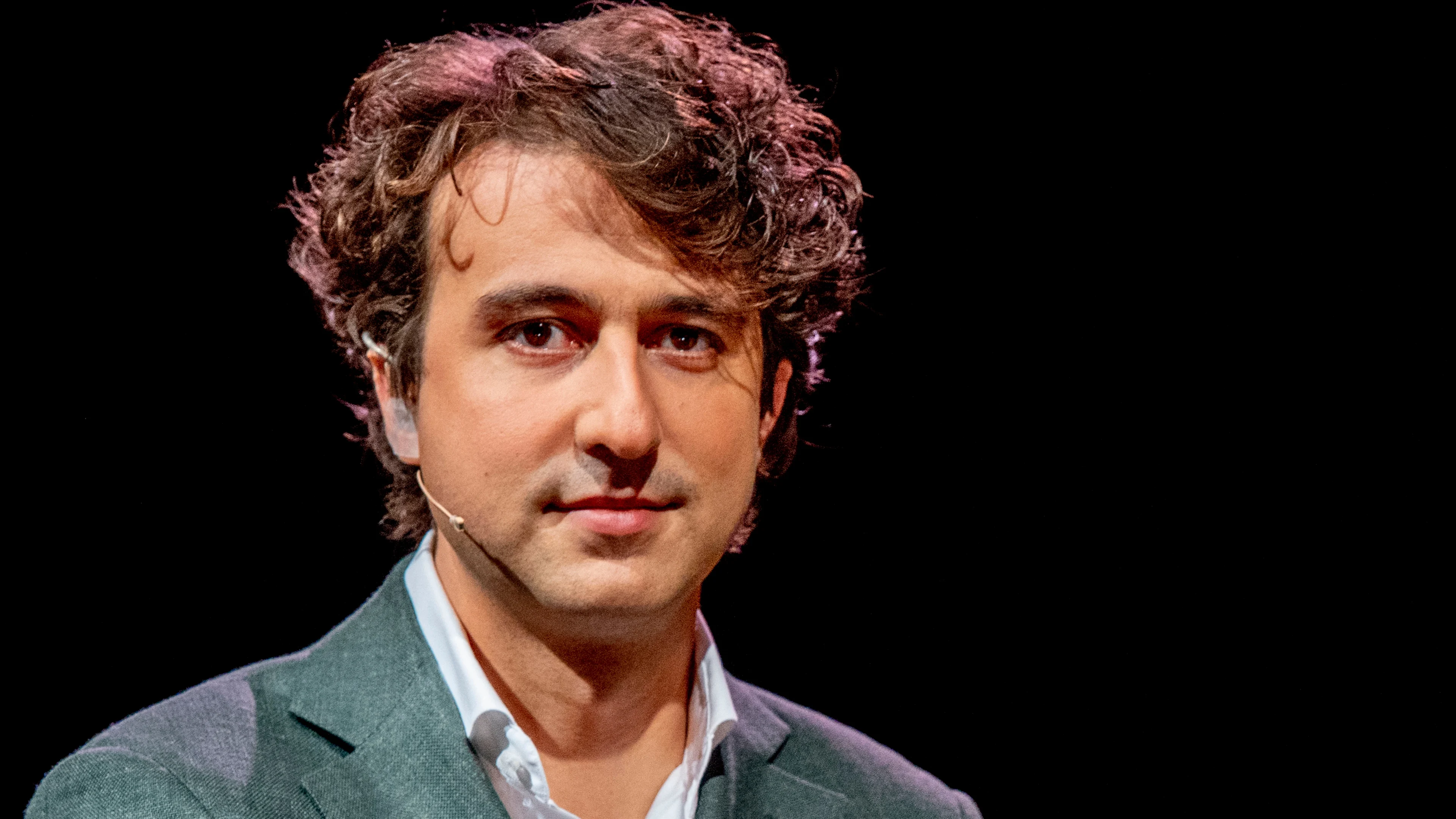 Jesse Klaver: 'Mijn moeder was fan van Shownieuws'