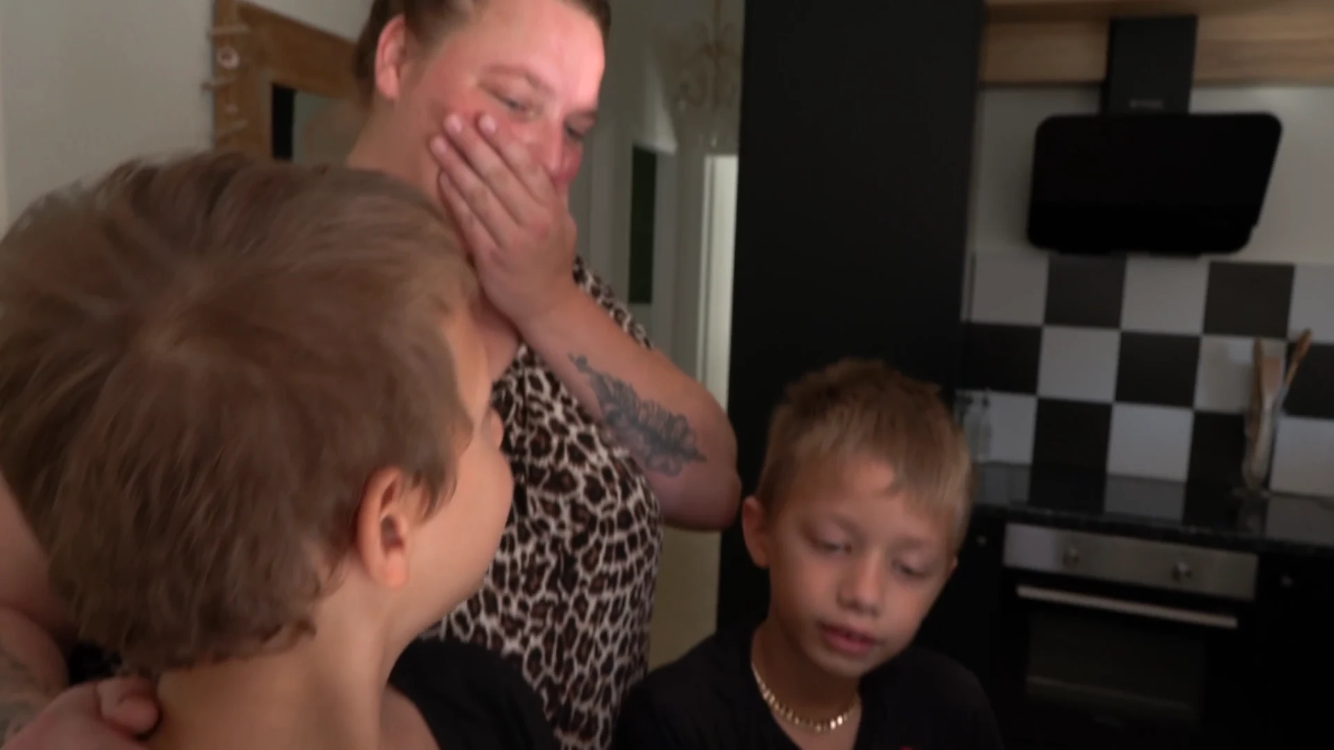 Vanavond in Steenrijk, Straatarm: 'Weleens zo'n dik pak geld gezien?'