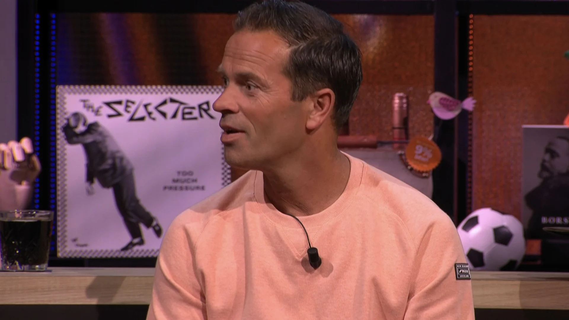 Publiek fluit Bas Nijhuis uit bij Vandaag Inside: ‘Ik hoor voor het eerst boegeroep hier!'