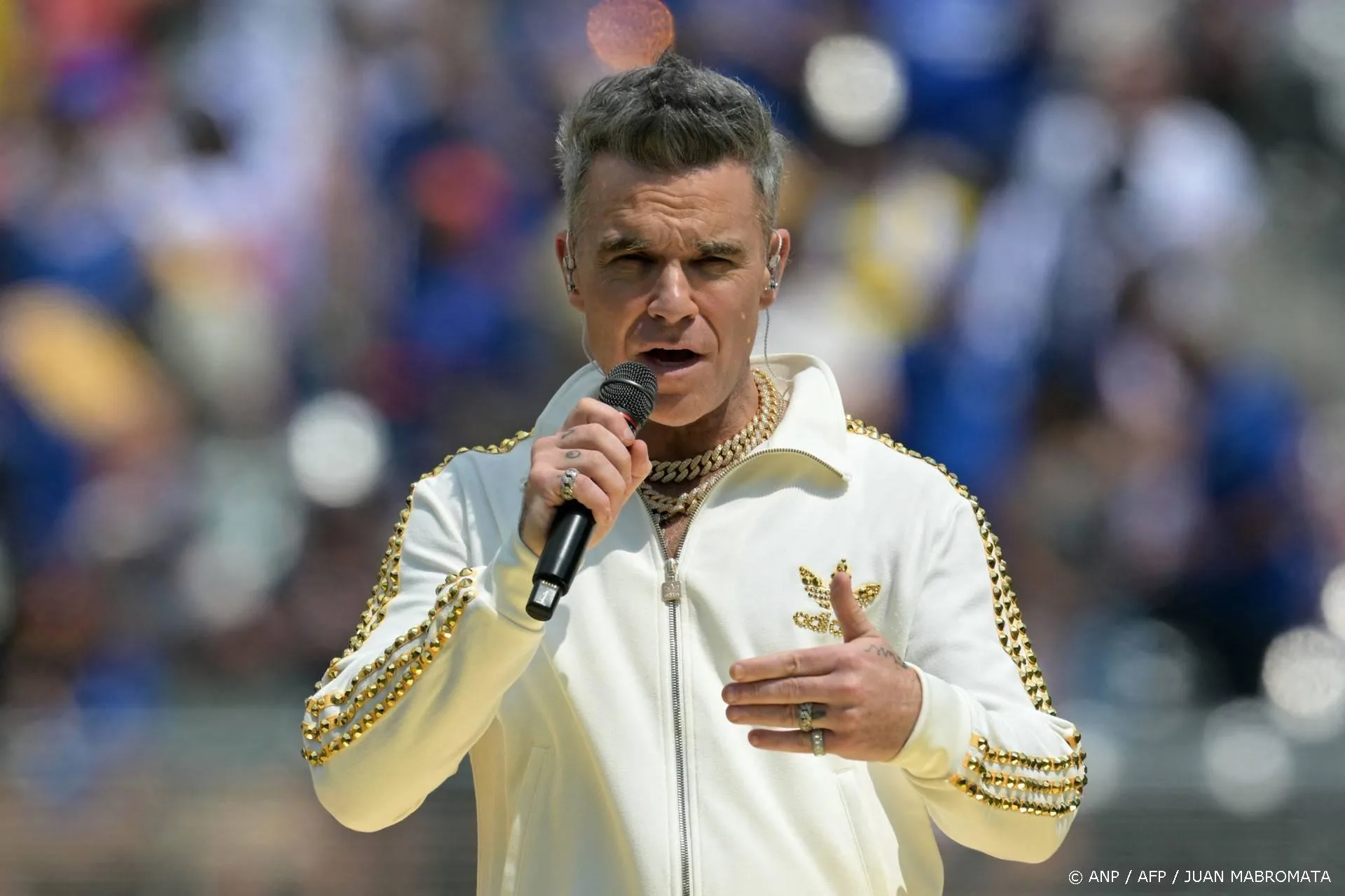 Robbie Williams stelde nieuwe album uit om deze reden