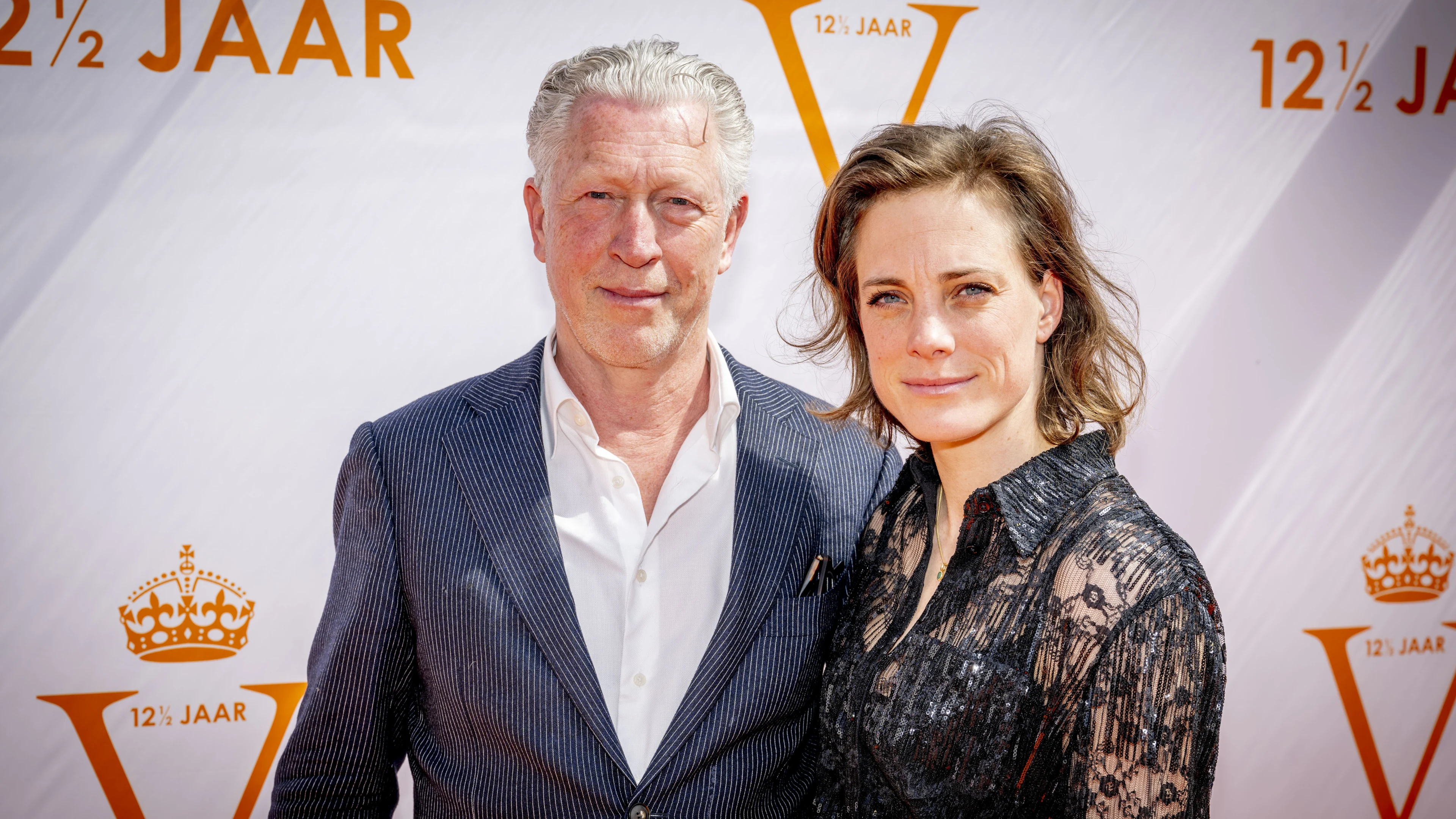 Dochters Hajo Bruins 'vroegen af waar hij mee bezig was' met 28 jaar jongere vriendin