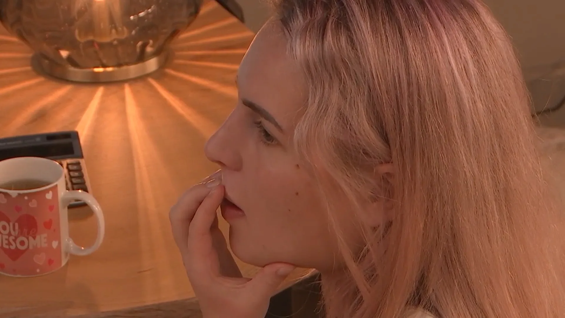 Senna heeft heftig nieuws voor Charissa