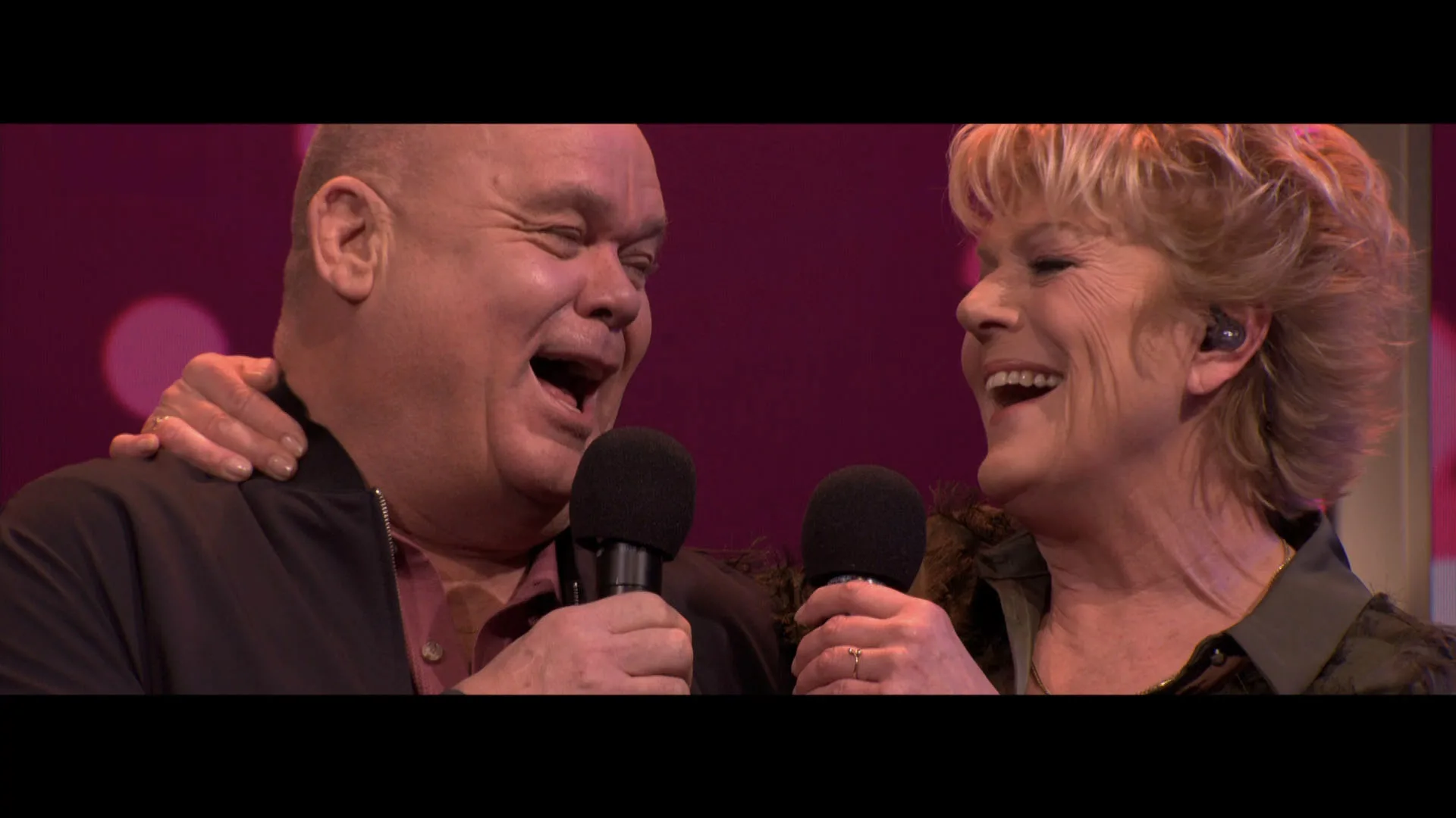 Prachtig! Paul de Leeuw en Simone Kleinsma zingen 'Zonder Jou' bij De Oranjewinter