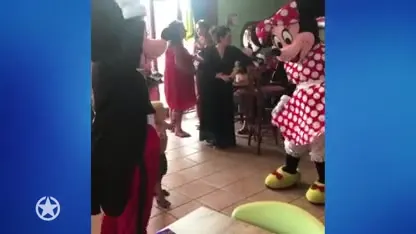 ZIEN: André Jr. danst erop los met Disney helden