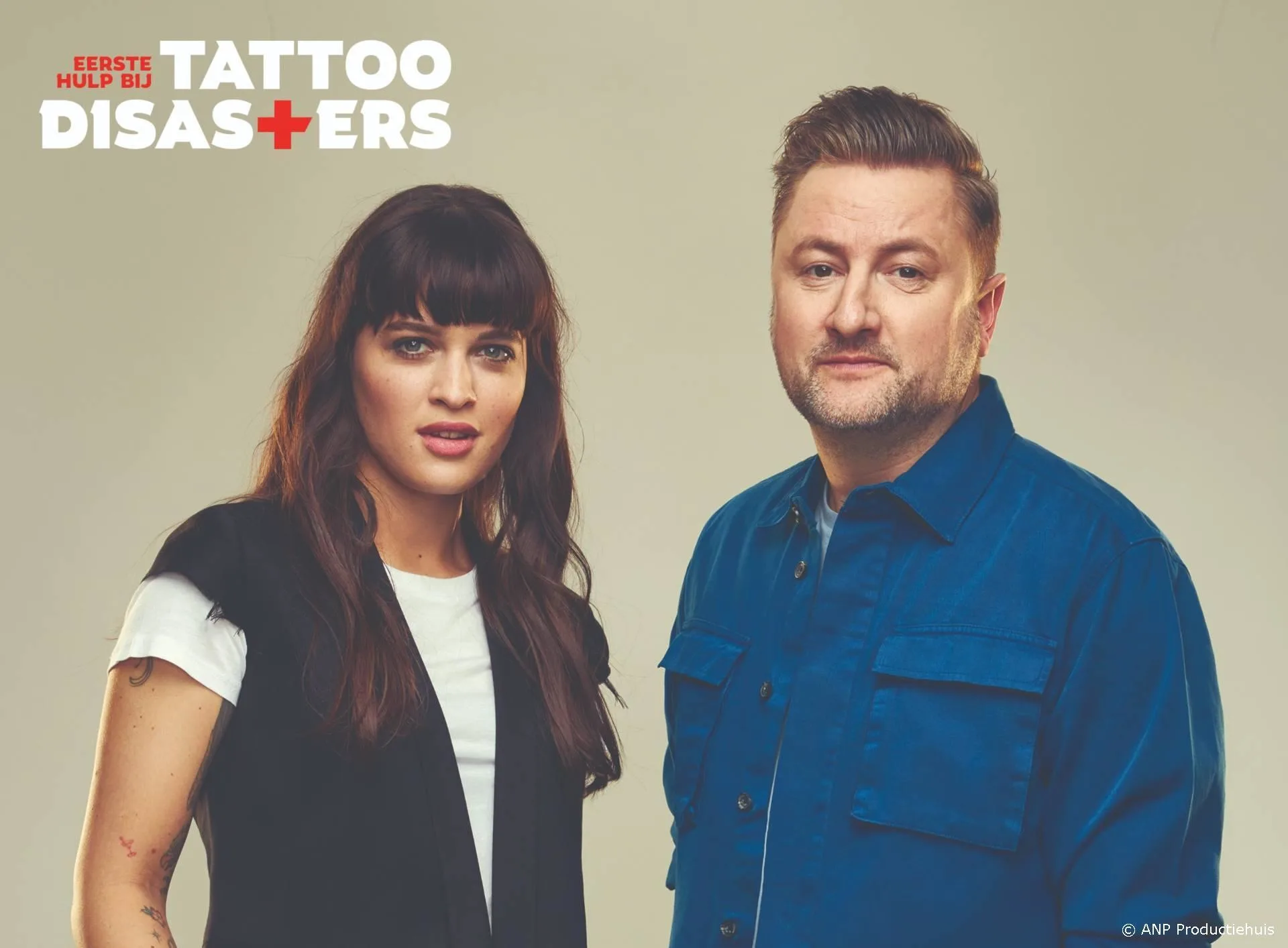 Bella Hay naast Dennis Weening in Tattoo Disasters