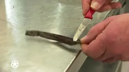 Robèrt van Beckhoven dolblij dat ijssalon weer open mag