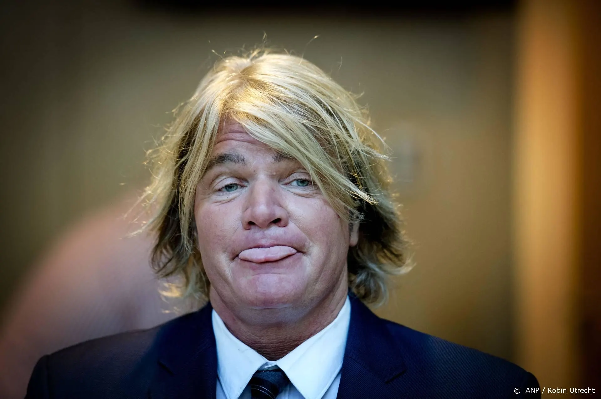 Rob Bolland blij dat onbekende tekst vereeuwigd wordt in Den Haag