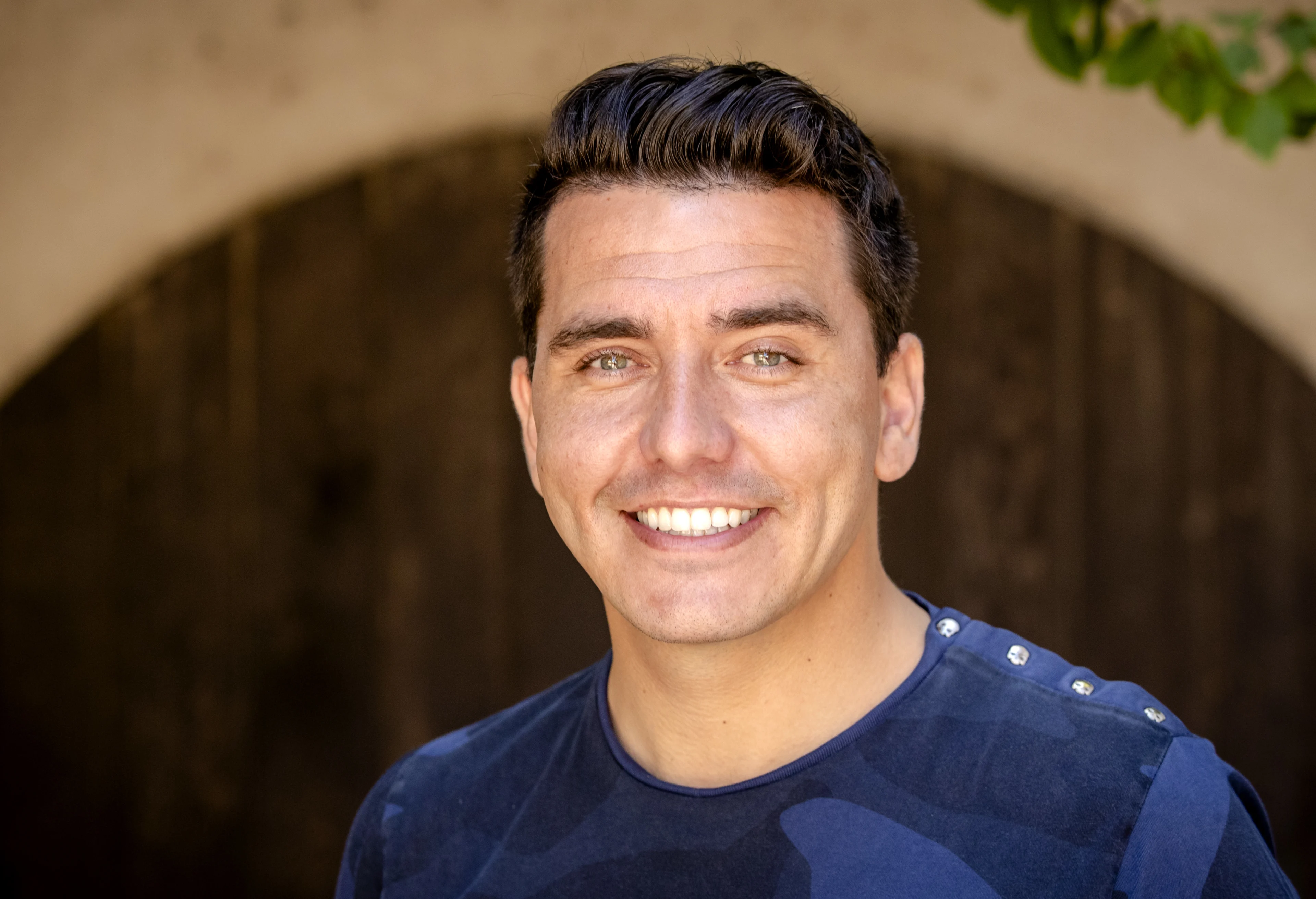 Jan Smit woedend op gemeente Volendam!