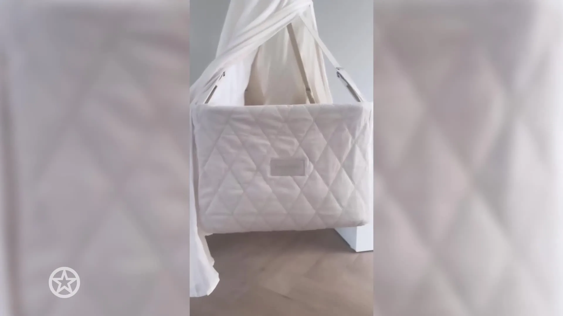 Elianne Zweipfenning emotioneel over kindje