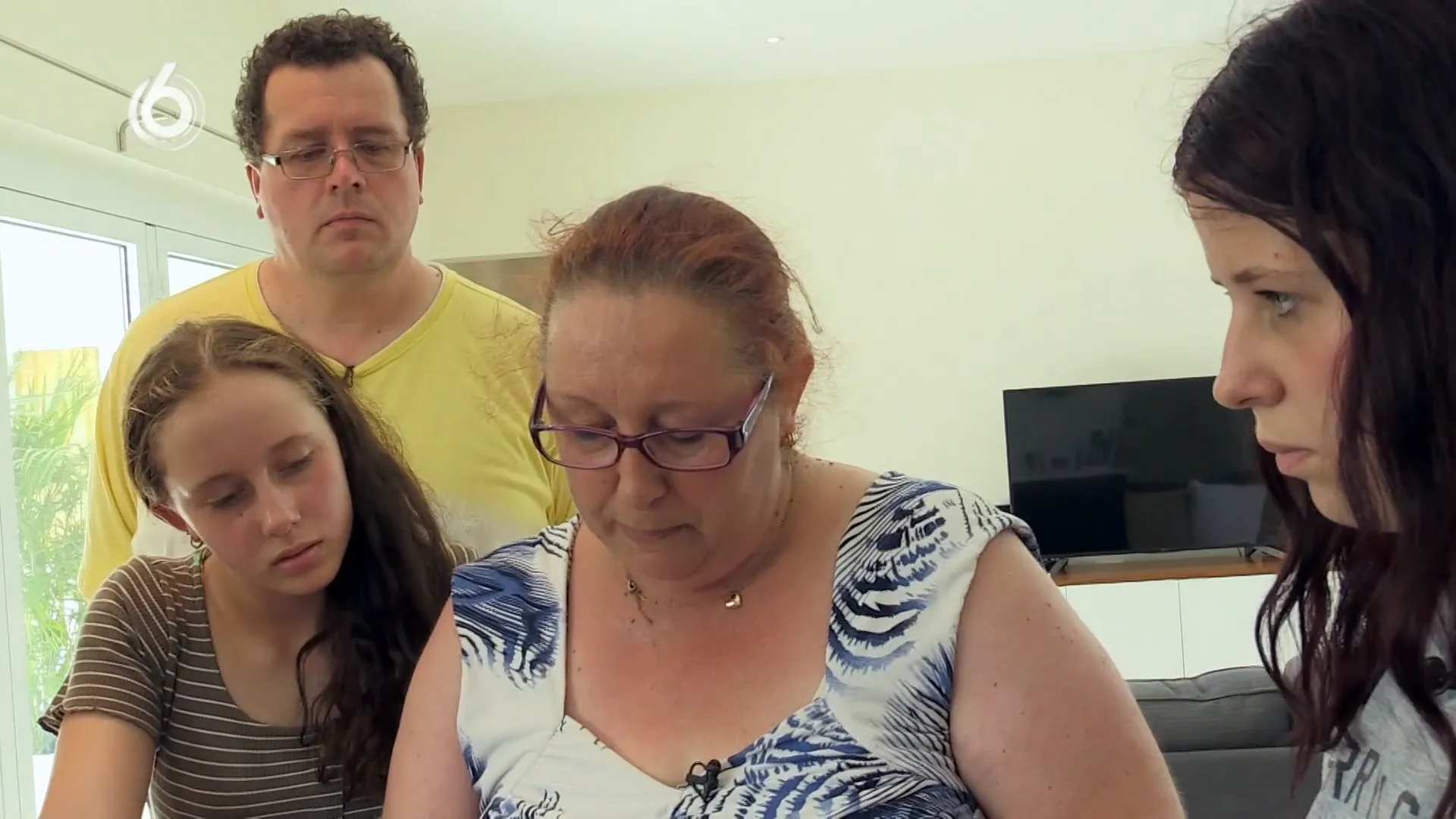 Gemengde reacties op gezin uit Steenrijk, Straatarm