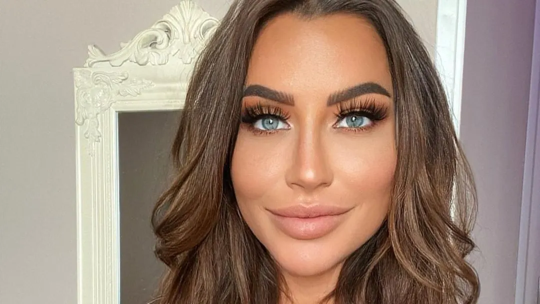 Terror Twin-Sharon weggestuurd uit Good Luck Guys na harde klap