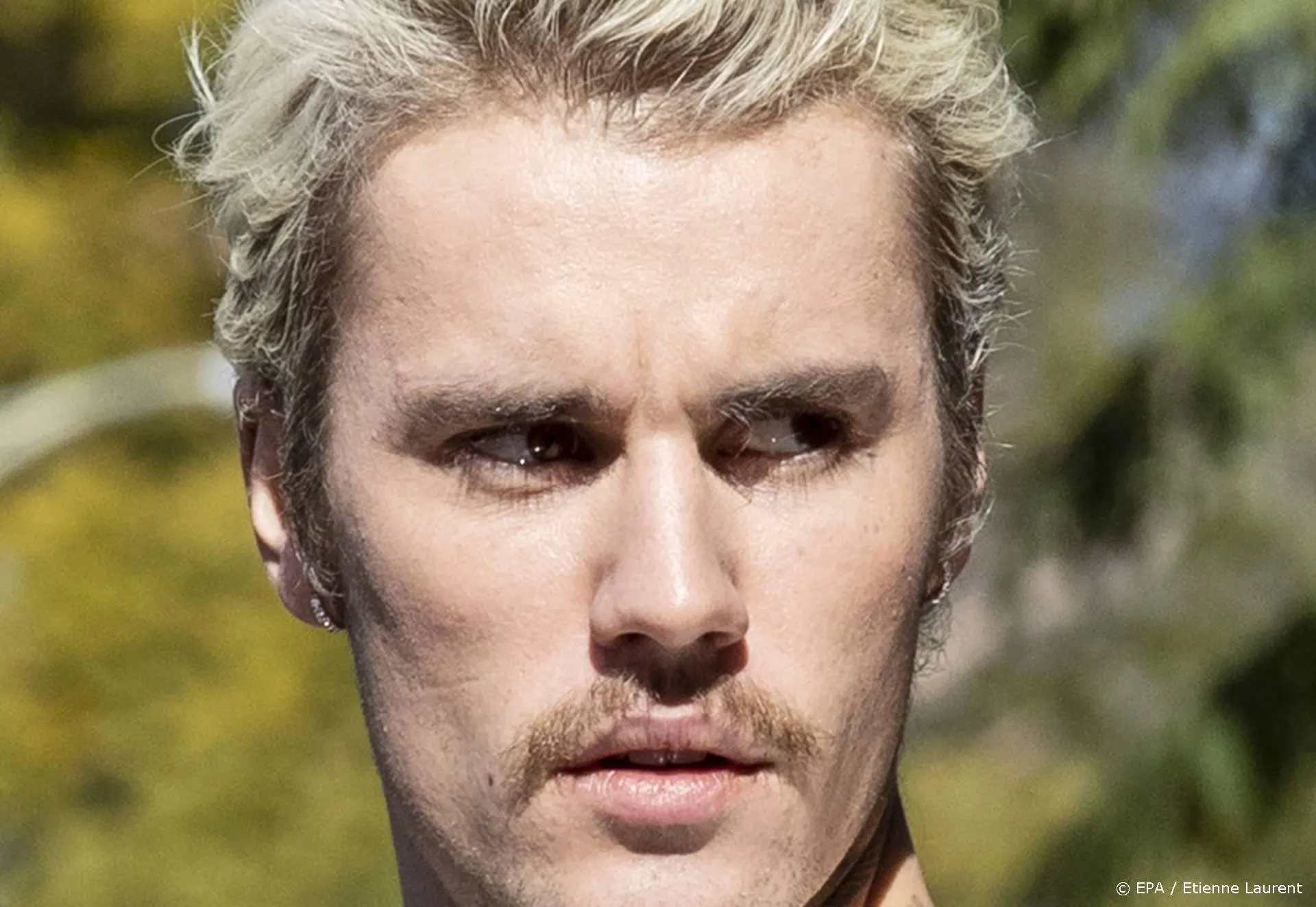 Justin Bieber neemt afscheid van veelbesproken kapsel