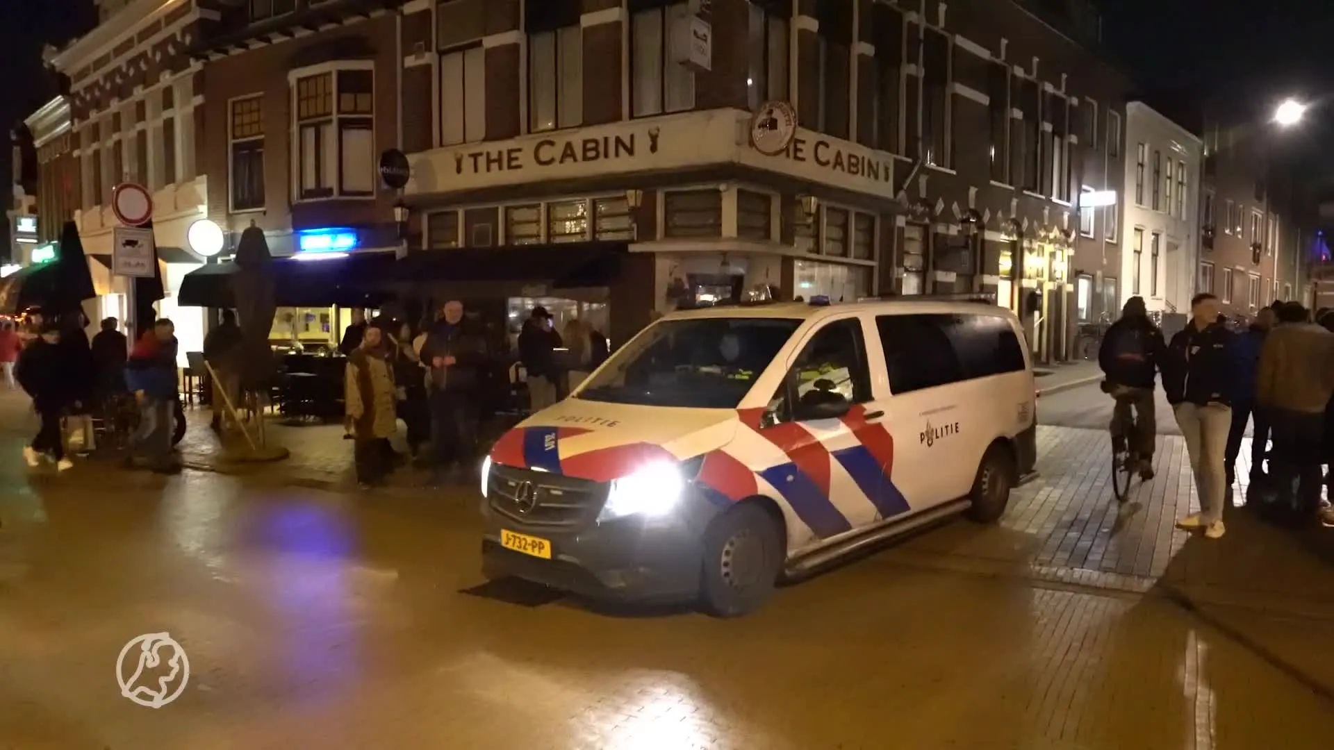 Thierry Baudet naar ziekenhuis na klap op hoofd in Gronings café (Hart van Nederland)