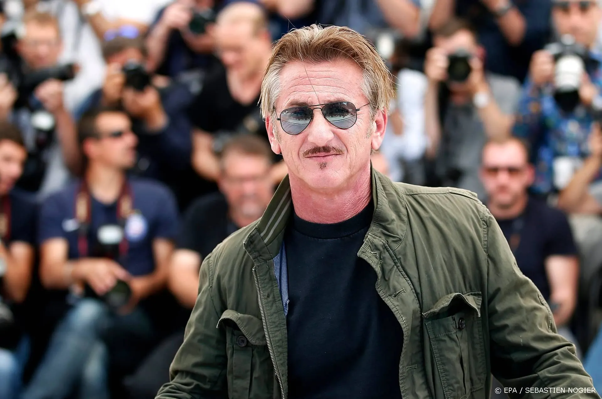Sean Penn gaat filmindustrie coronatests aanbieden