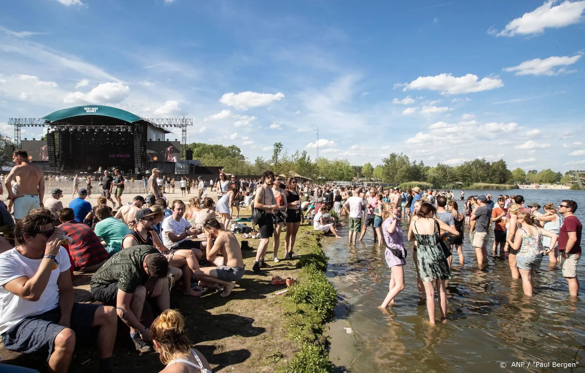 Festivals noemen gedwongen uitstel 'hard' en 'enorme klap'