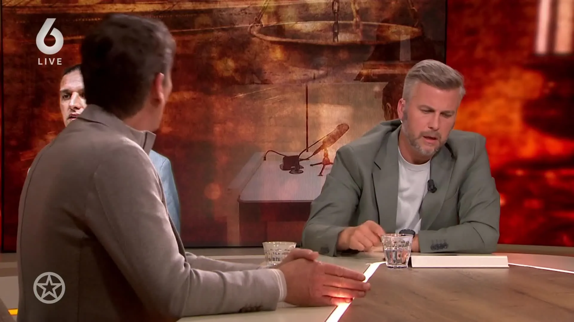 Deken onderzoekt rol advocaat Ruperti in zedenzaak Ali B