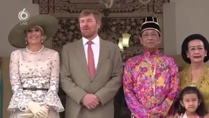 Koningspaar ontsnapt niet aan Indonesische plensbuien