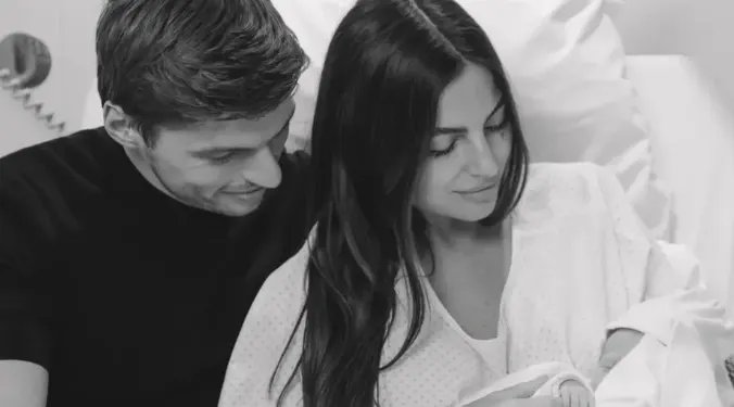 ZIEN: Kelly Piquet straalt met pasgeboren dochtertje