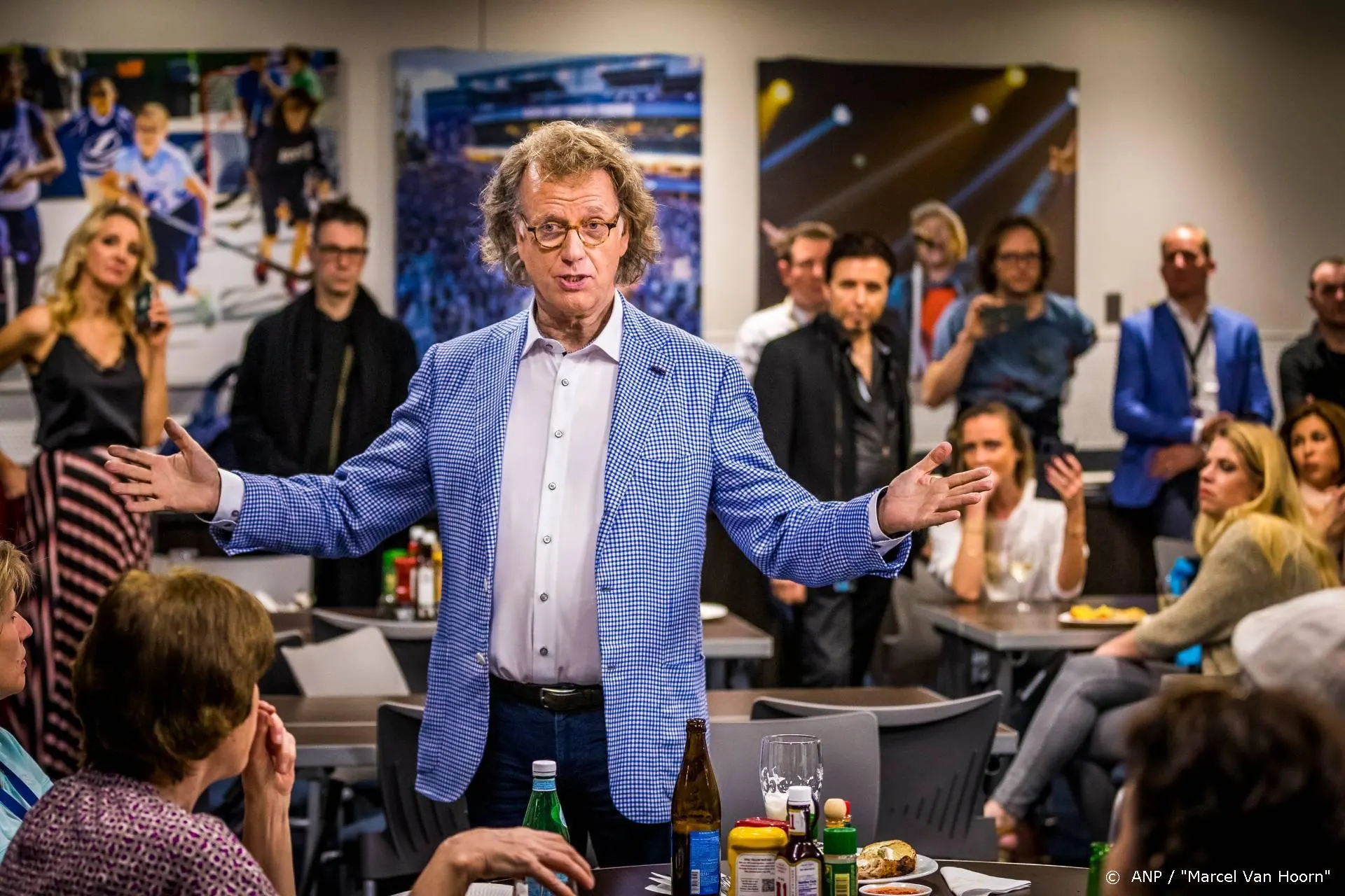 André Rieu begint te vrezen voor bedrijf