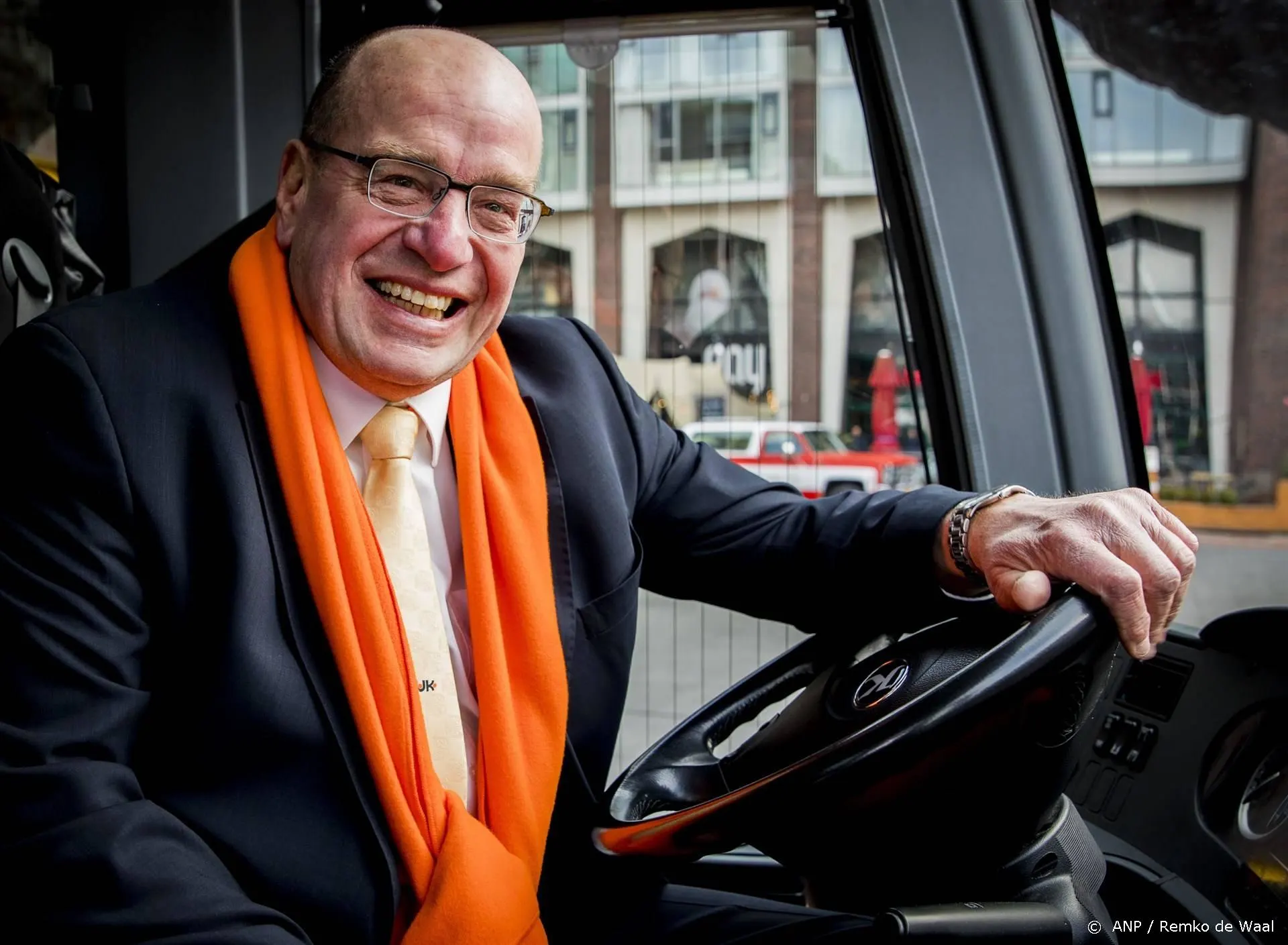 Fred Teeven naar ziekenhuis na pijnlijk ongeluk