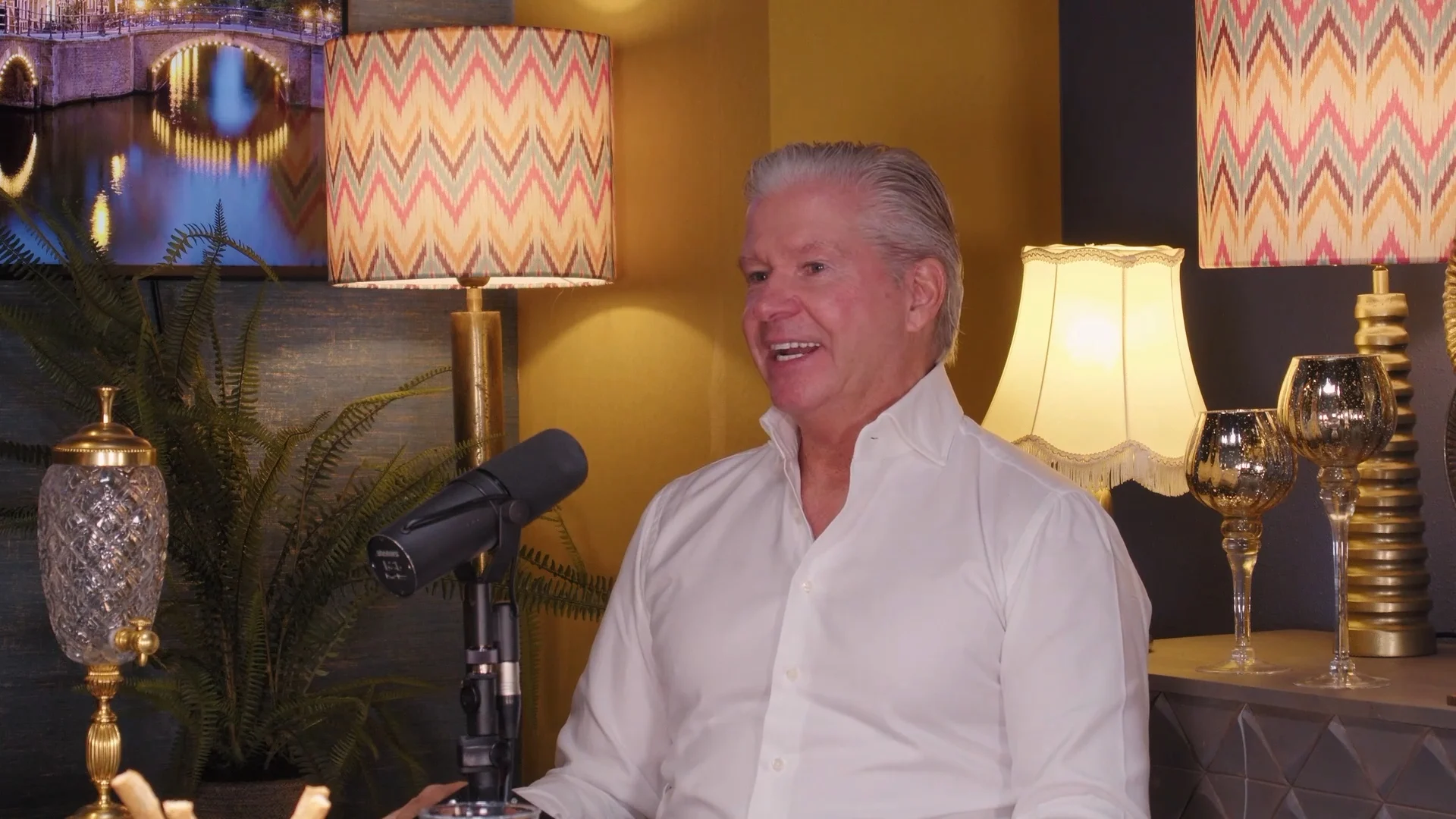 Stopt Dries Roelvink sok in gele zwembroek?