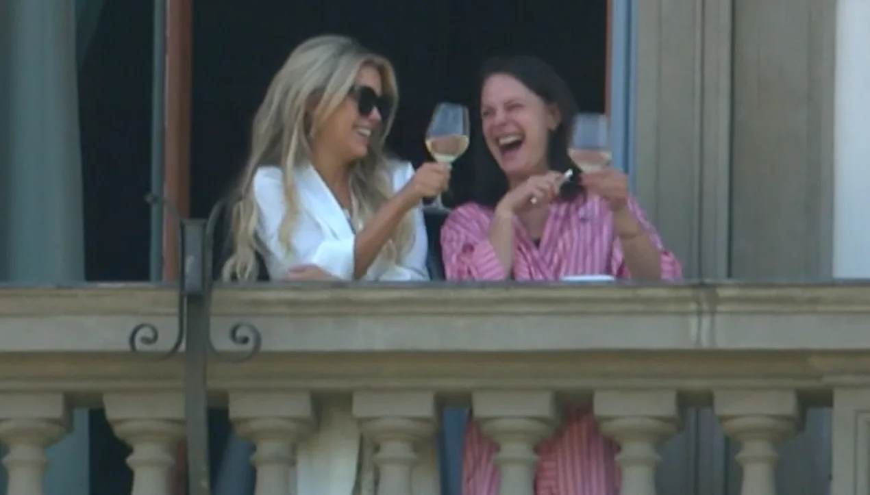 ZIEN: Sylvie en Niclas dolgelukkig op romantische huwelijksreis