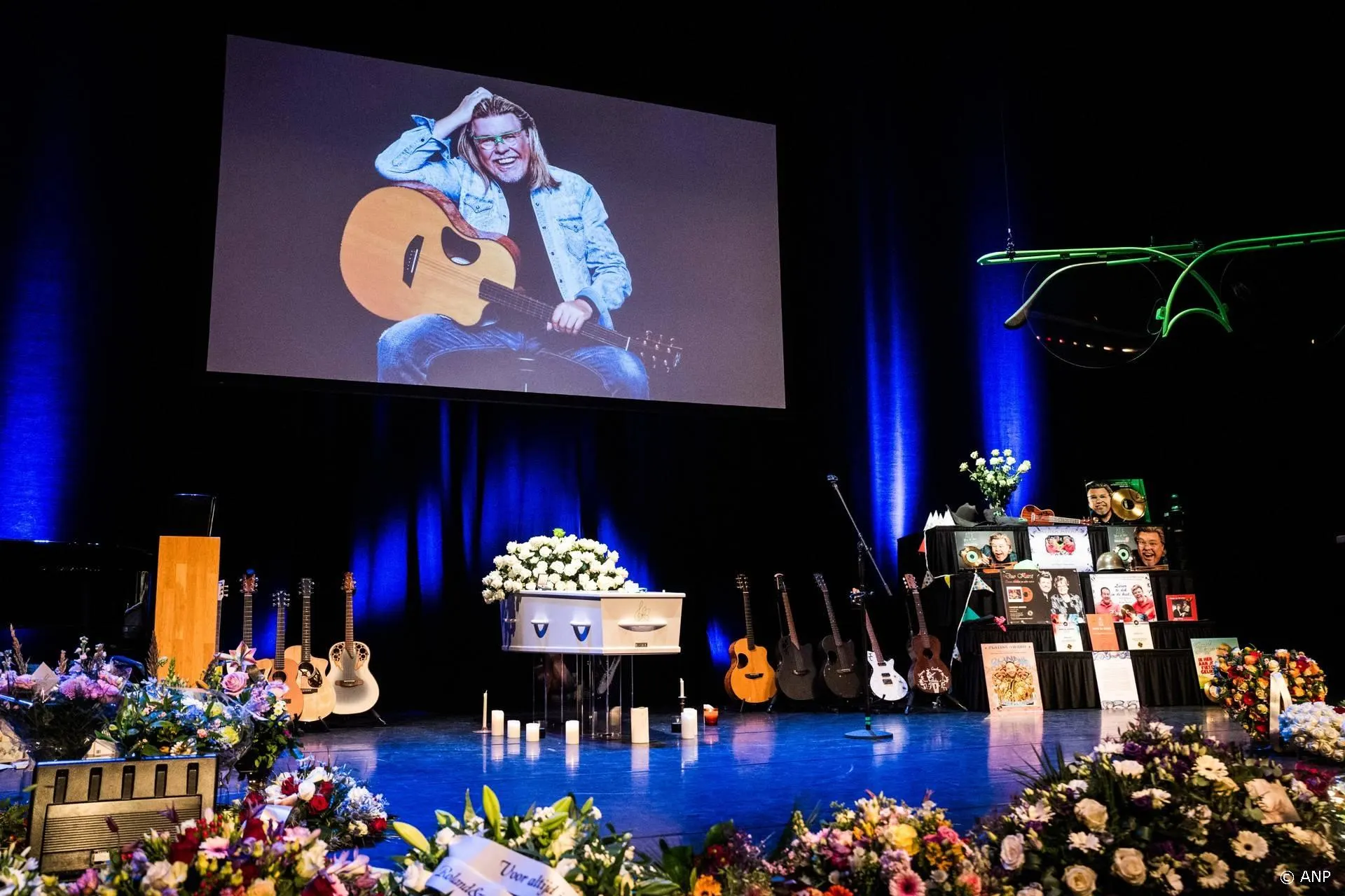 Bijzonder eerbetoon aan René Karst (59): 'Kippenvel'